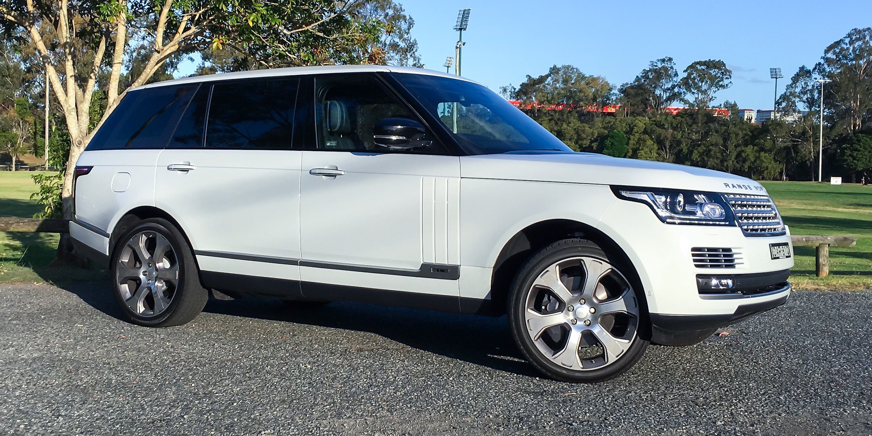 2016 Range Rover Autobiography LWB Review - photos | CarAdvice