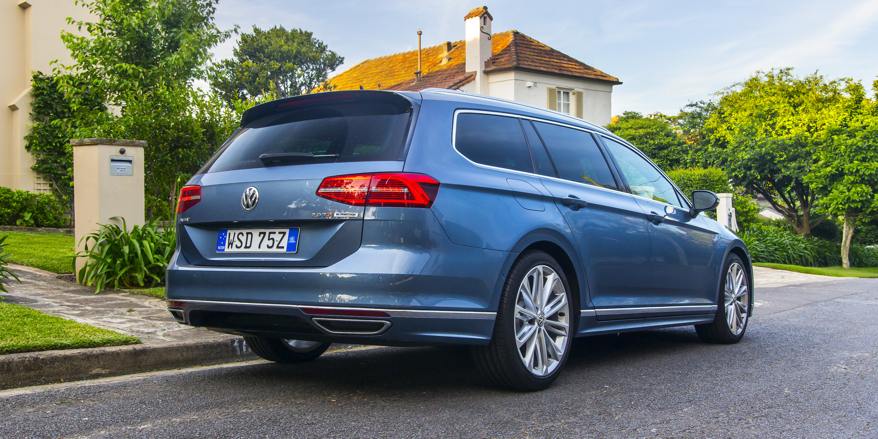 2016 Volkswagen Passat Wagon Review: 140TDI Highline - photos | CarAdvice