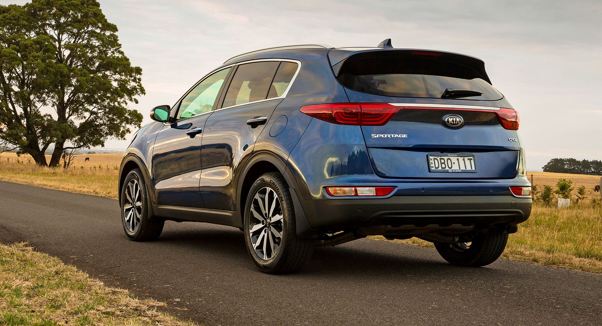 2016_kia_sportage_australia_02_sli_021