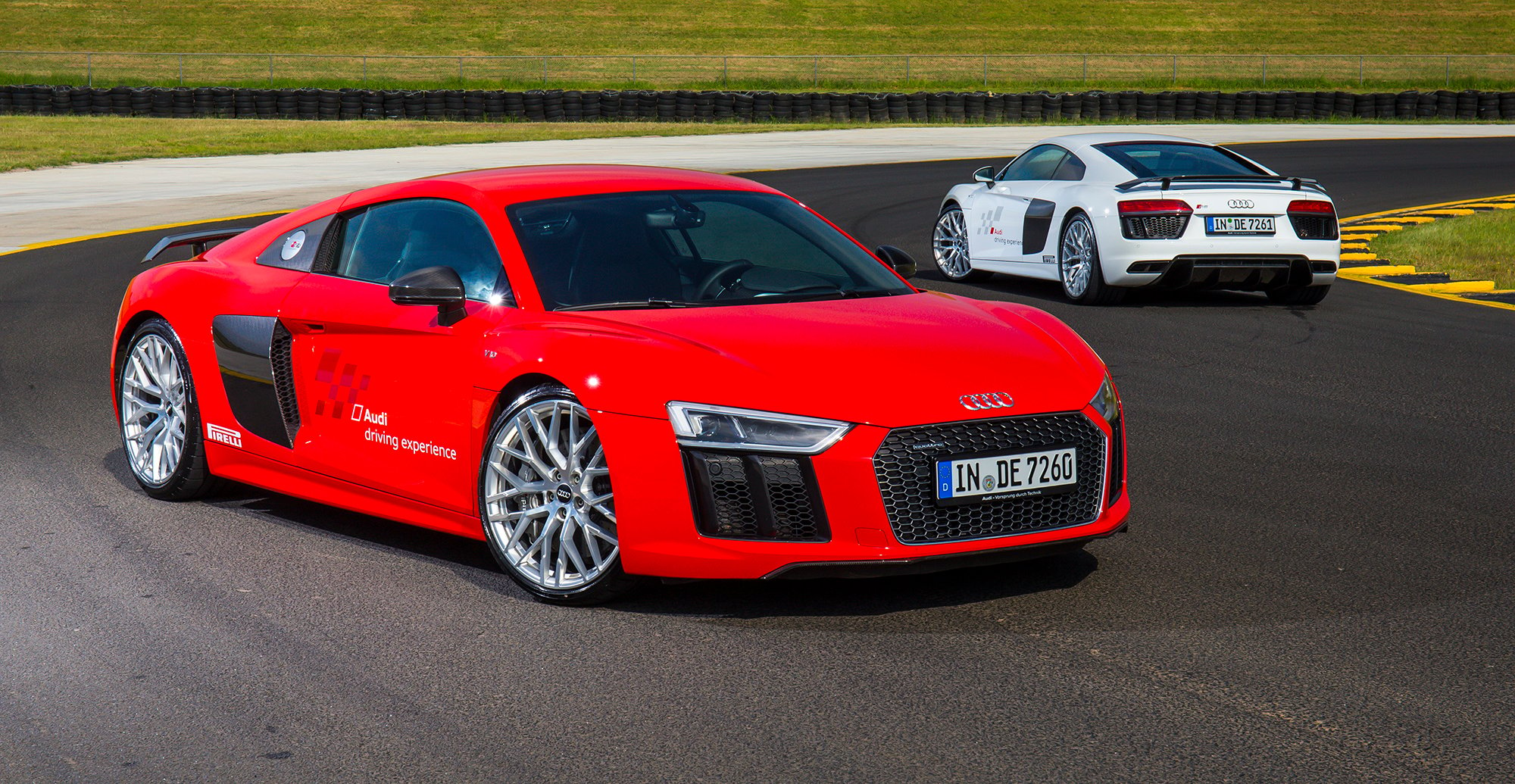 2016 Audi R8 V10, R8 V10 Plus pricing and specifications - photos ...