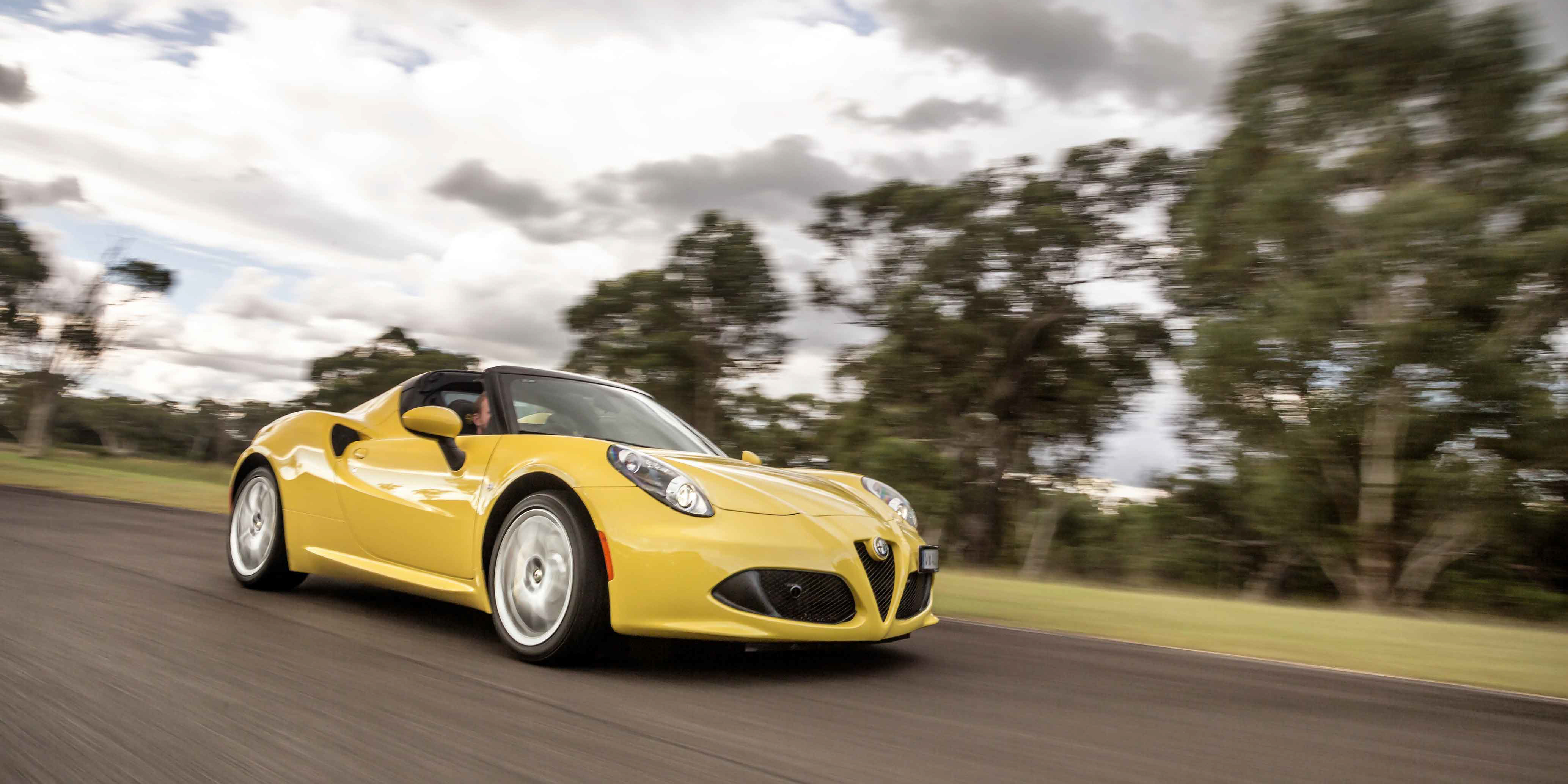 2016 Alfa Romeo 4C Spider 20