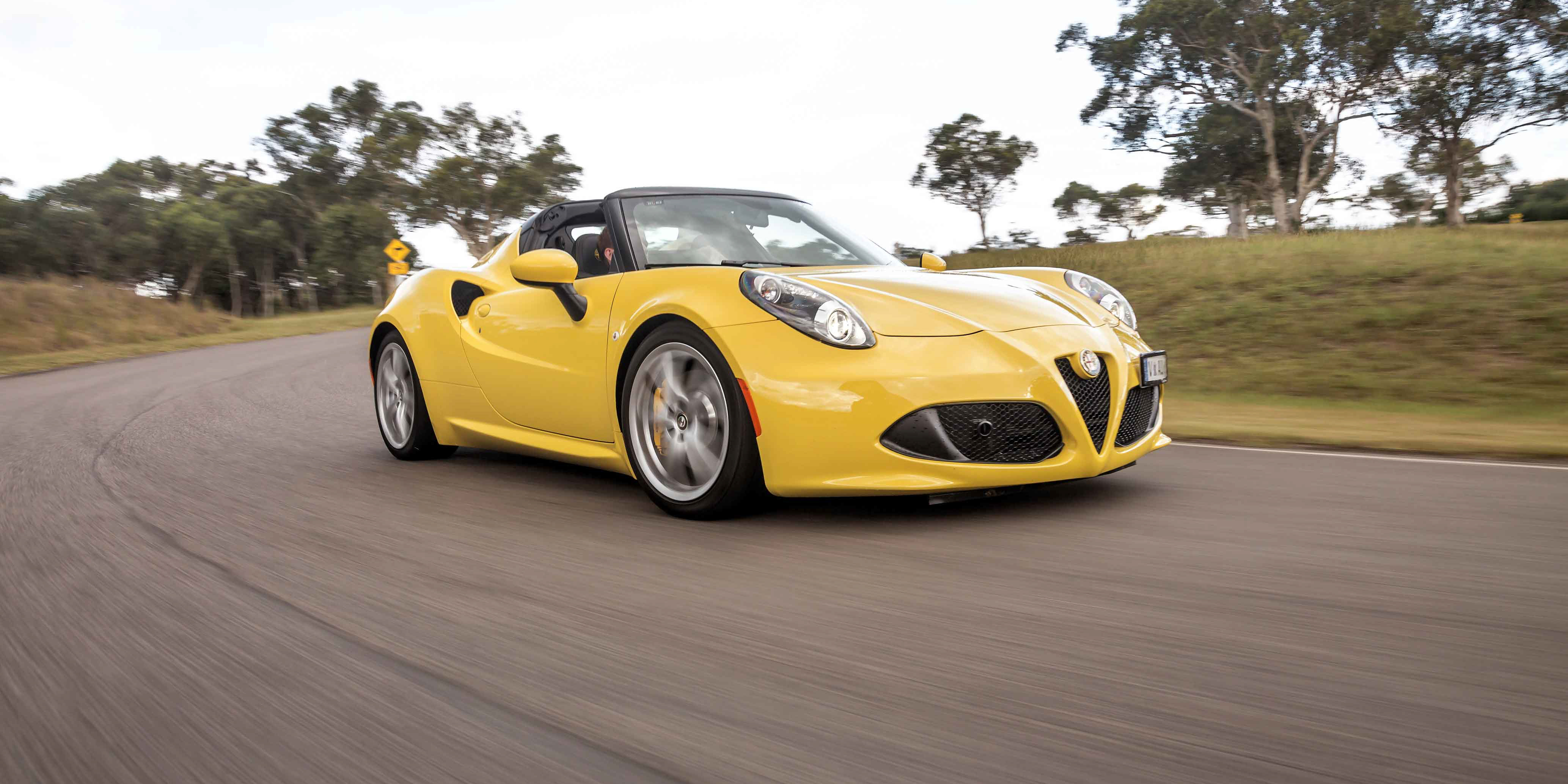 2016 Alfa Romeo 4C Spider 29