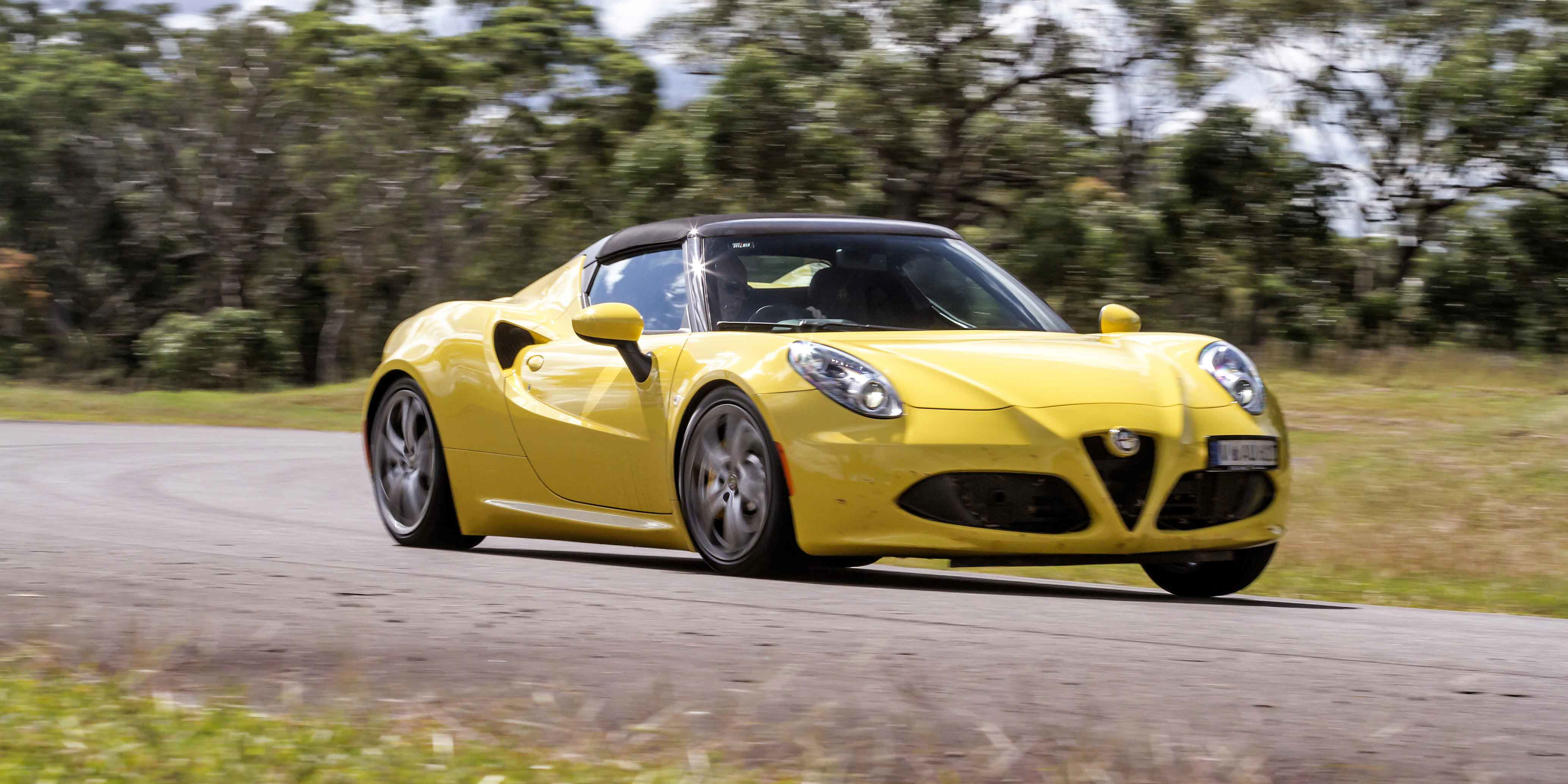 2016 Alfa Romeo 4C Spider 42