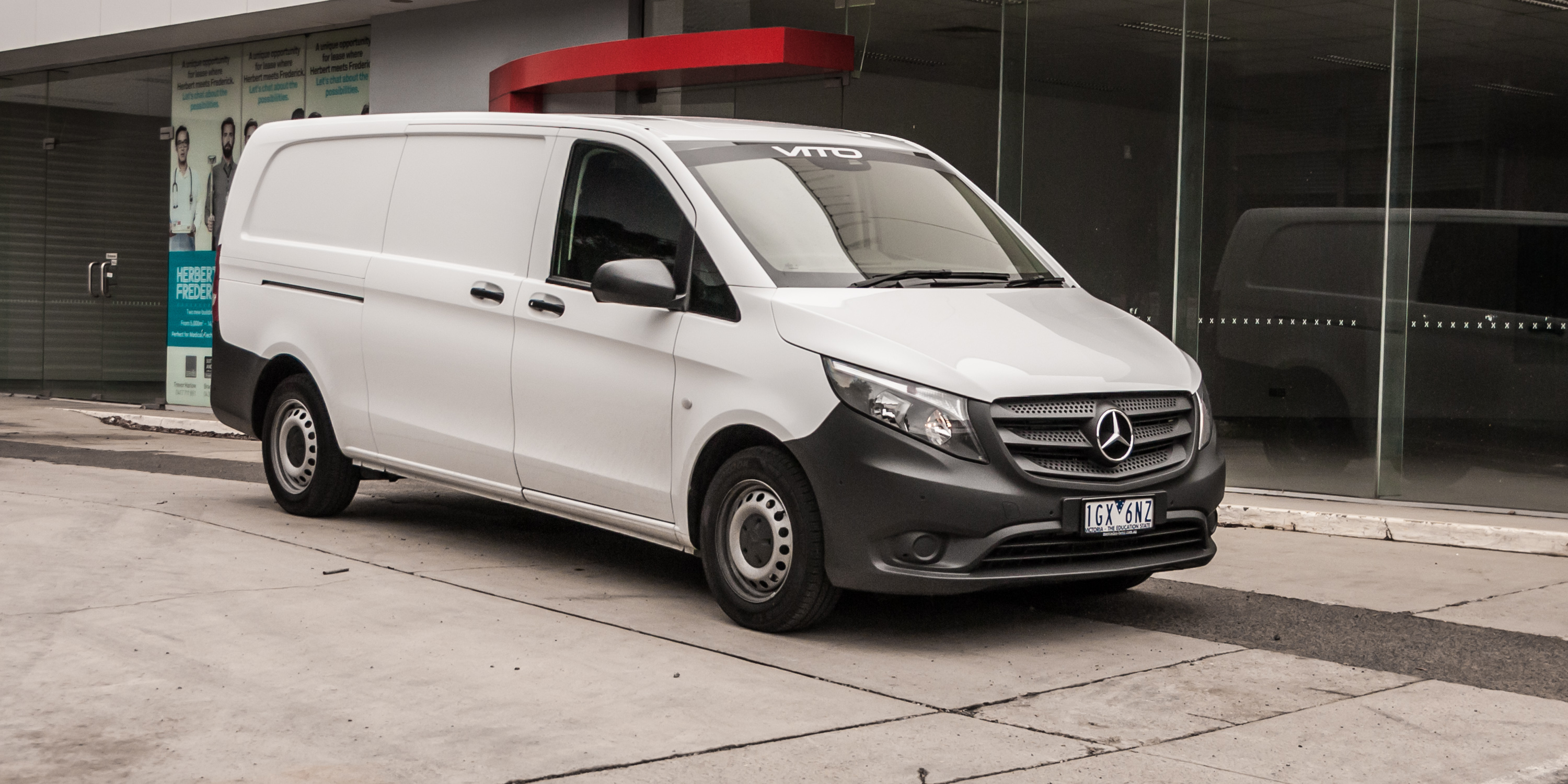 2016 Mercedes Benz Vito 12