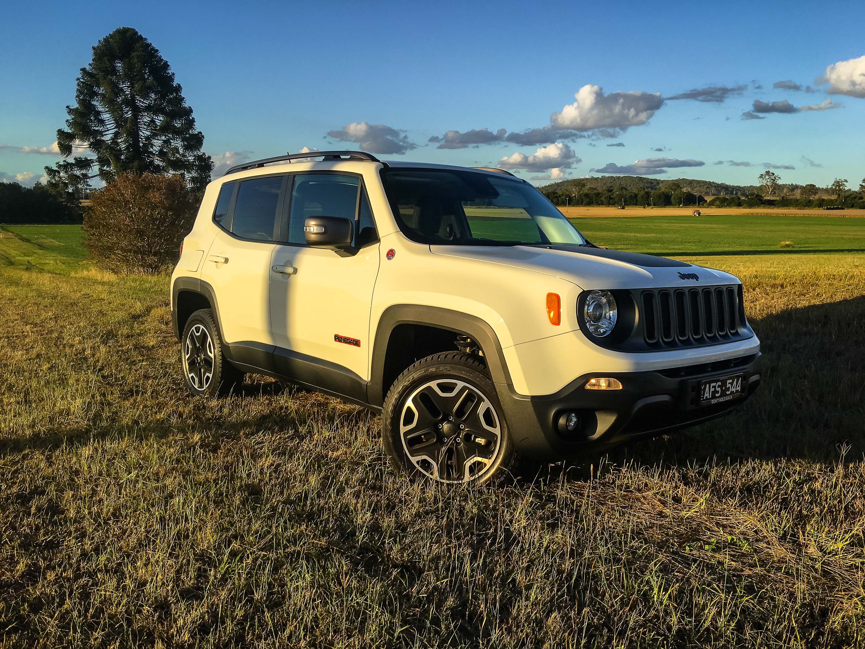 2016 Jeep Renegade Trailhawk Review - photos | CarAdvice