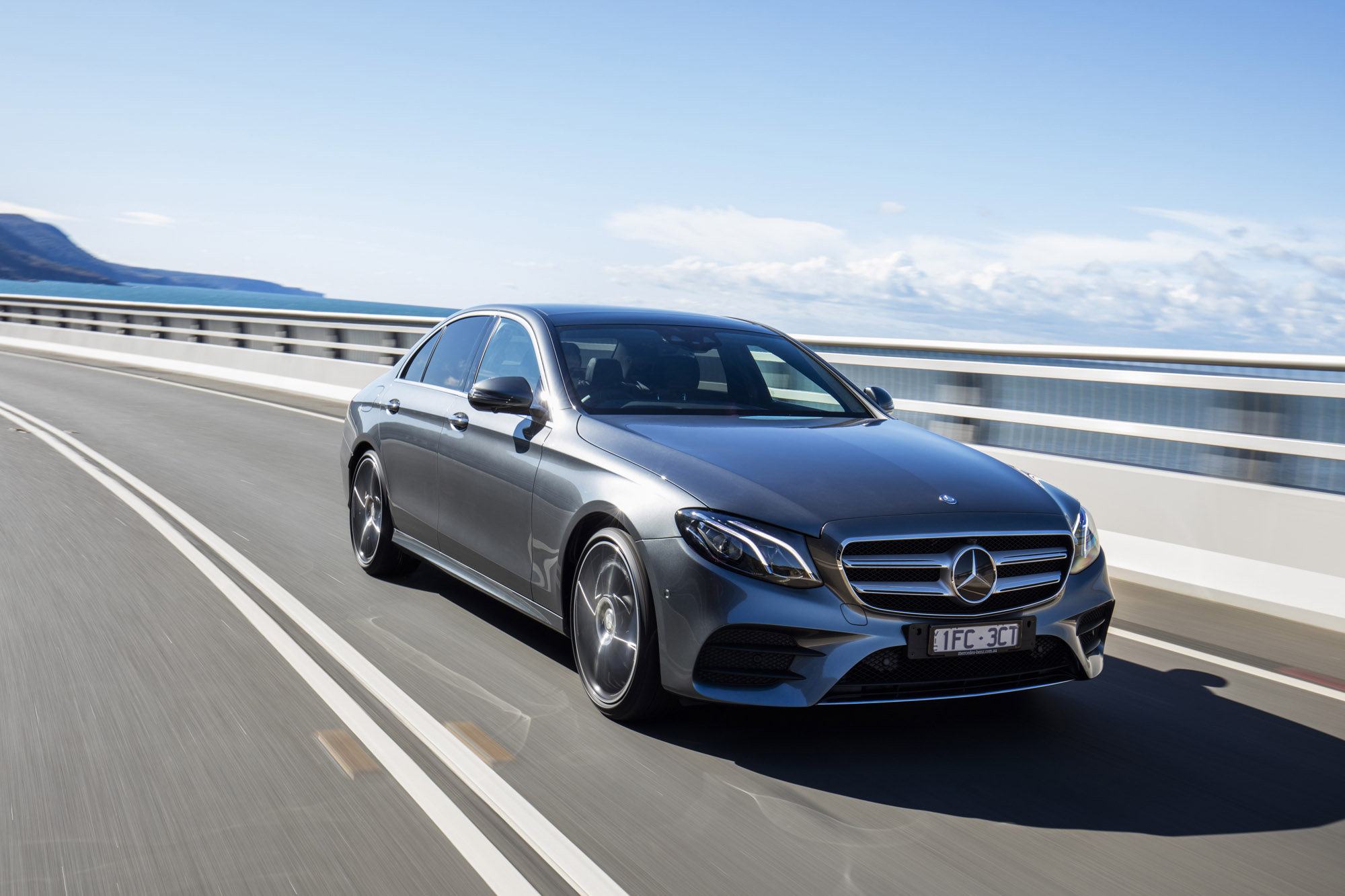 Е 2016. Mercedes Benz e220d. Мерседес e класс 2016. E220 Мерседес 2016. Mercedes e class 2016.