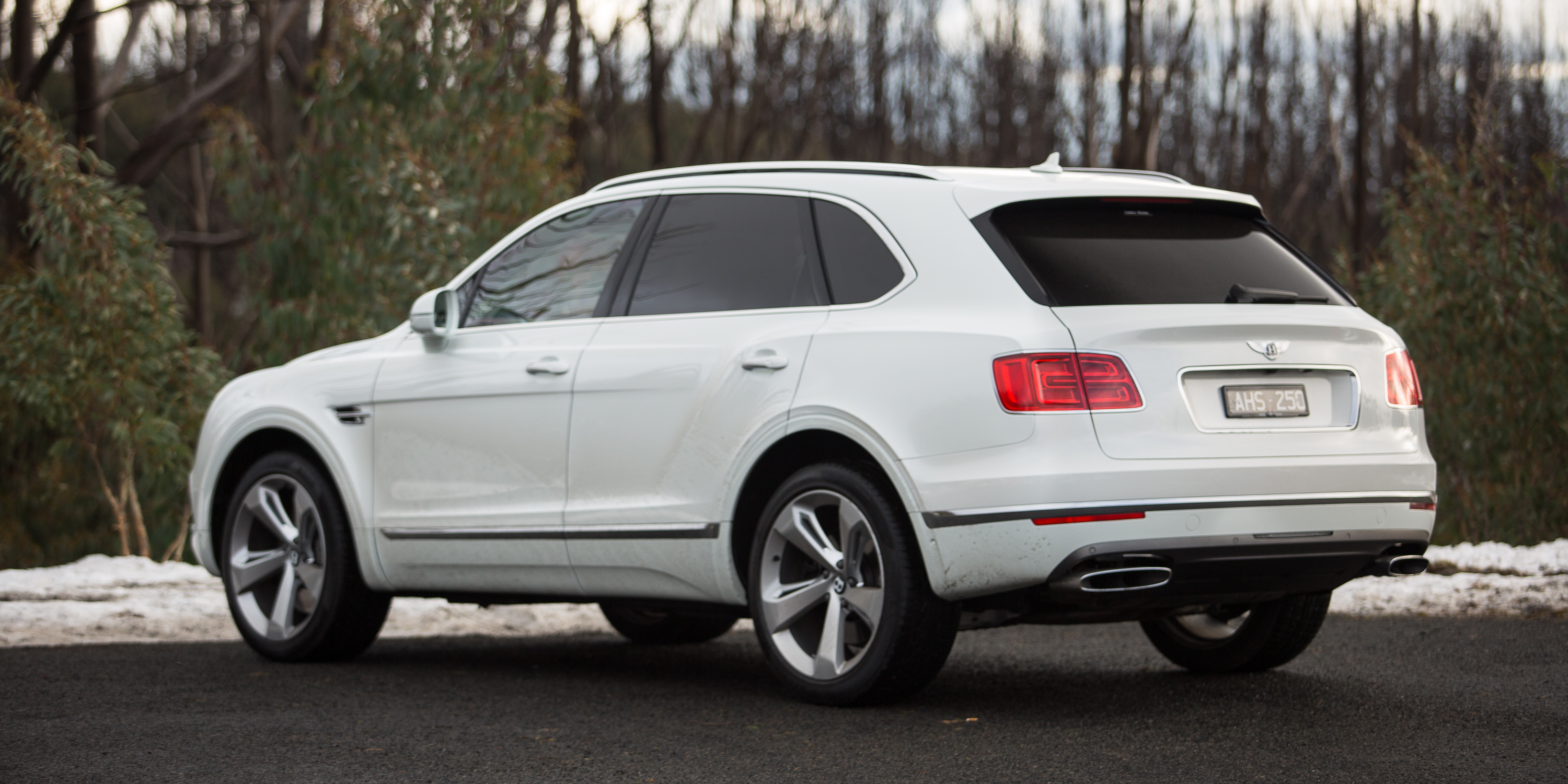 2016 bentley bentayga suv 52