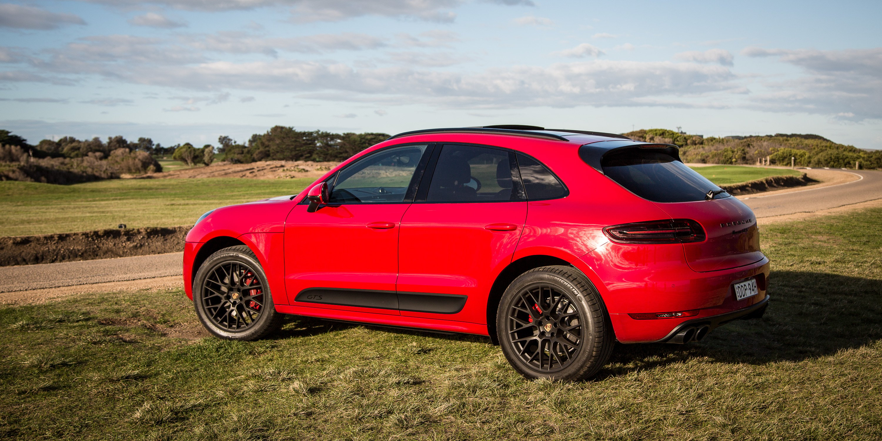 Макан сестра. Porsche Macan GTS. Porsche Macan GTS 2016. Porsche Macan GTS 2022. Порше Макан GTS 2022.