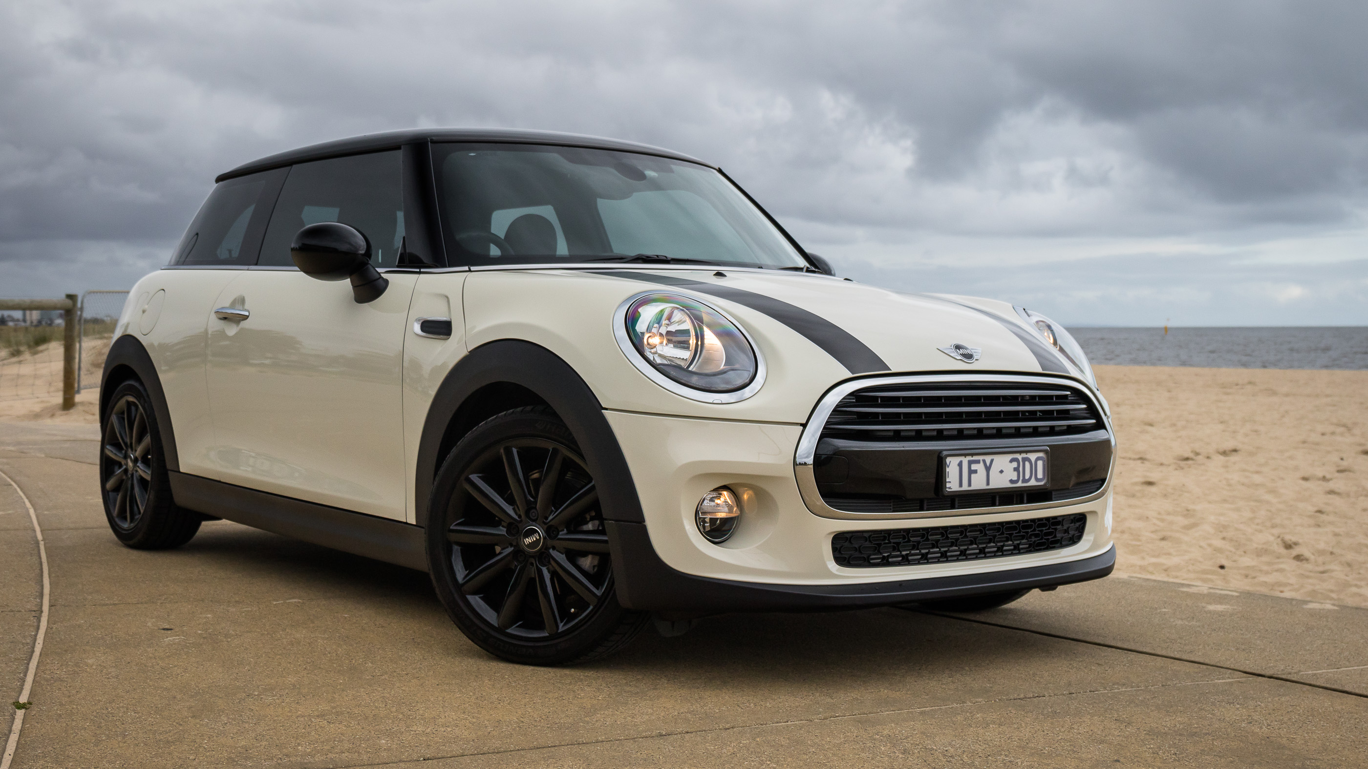 2016 Mini Cooper review | CarAdvice