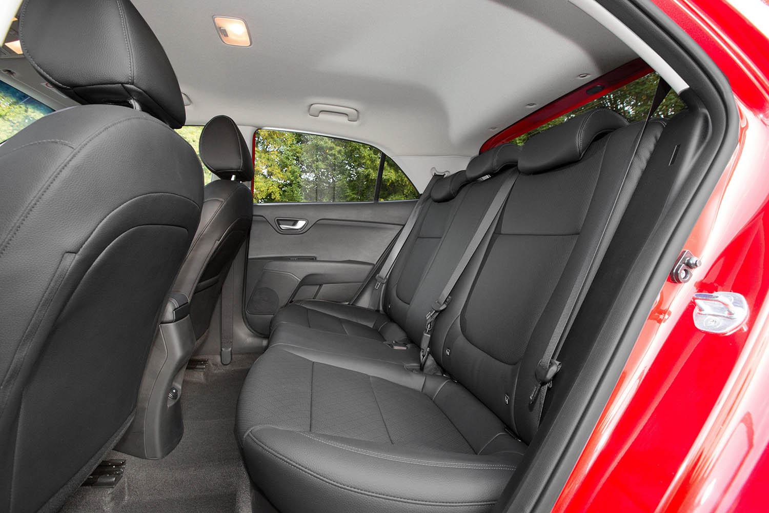 2017 Kia Rio detailed ahead of Paris premiere - Photos (1 ...