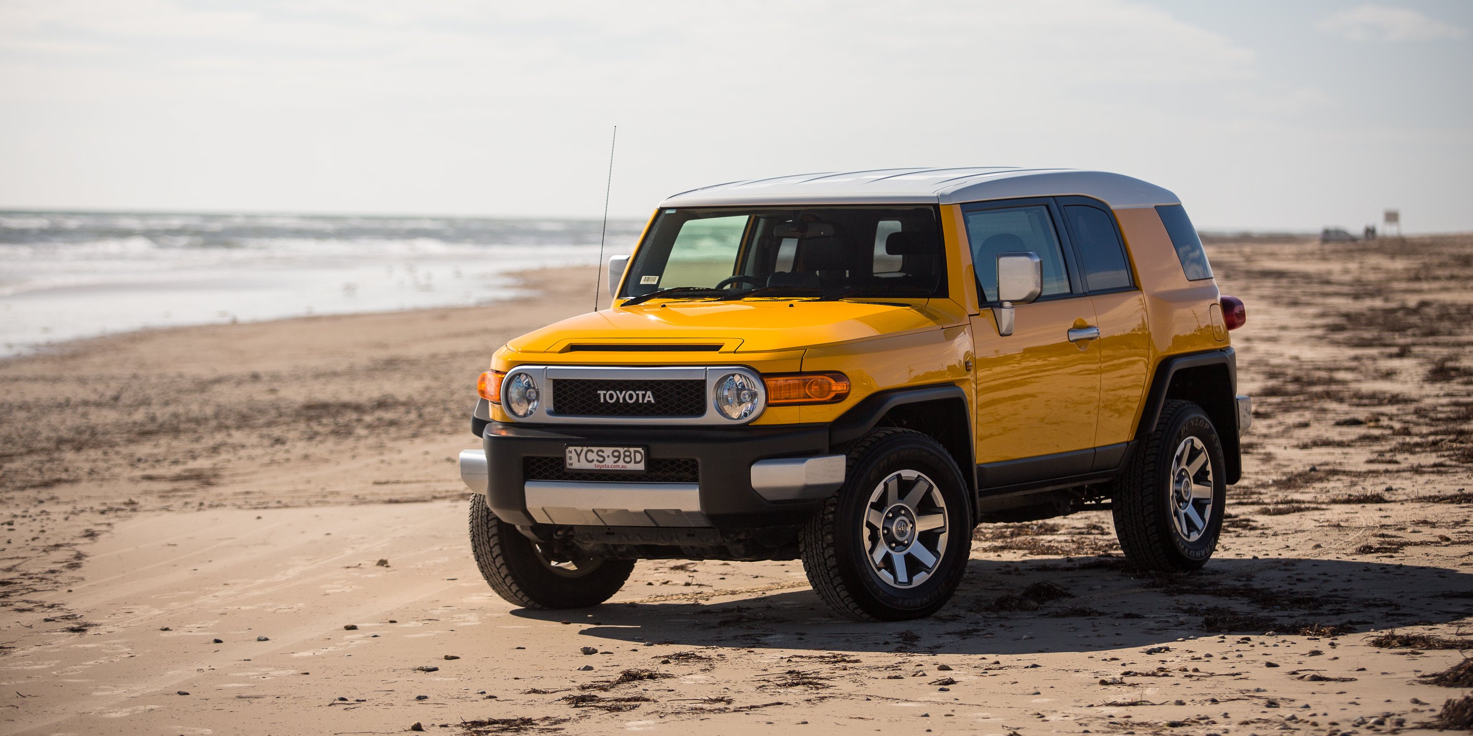 Тойота fj cruiser 2022 фото