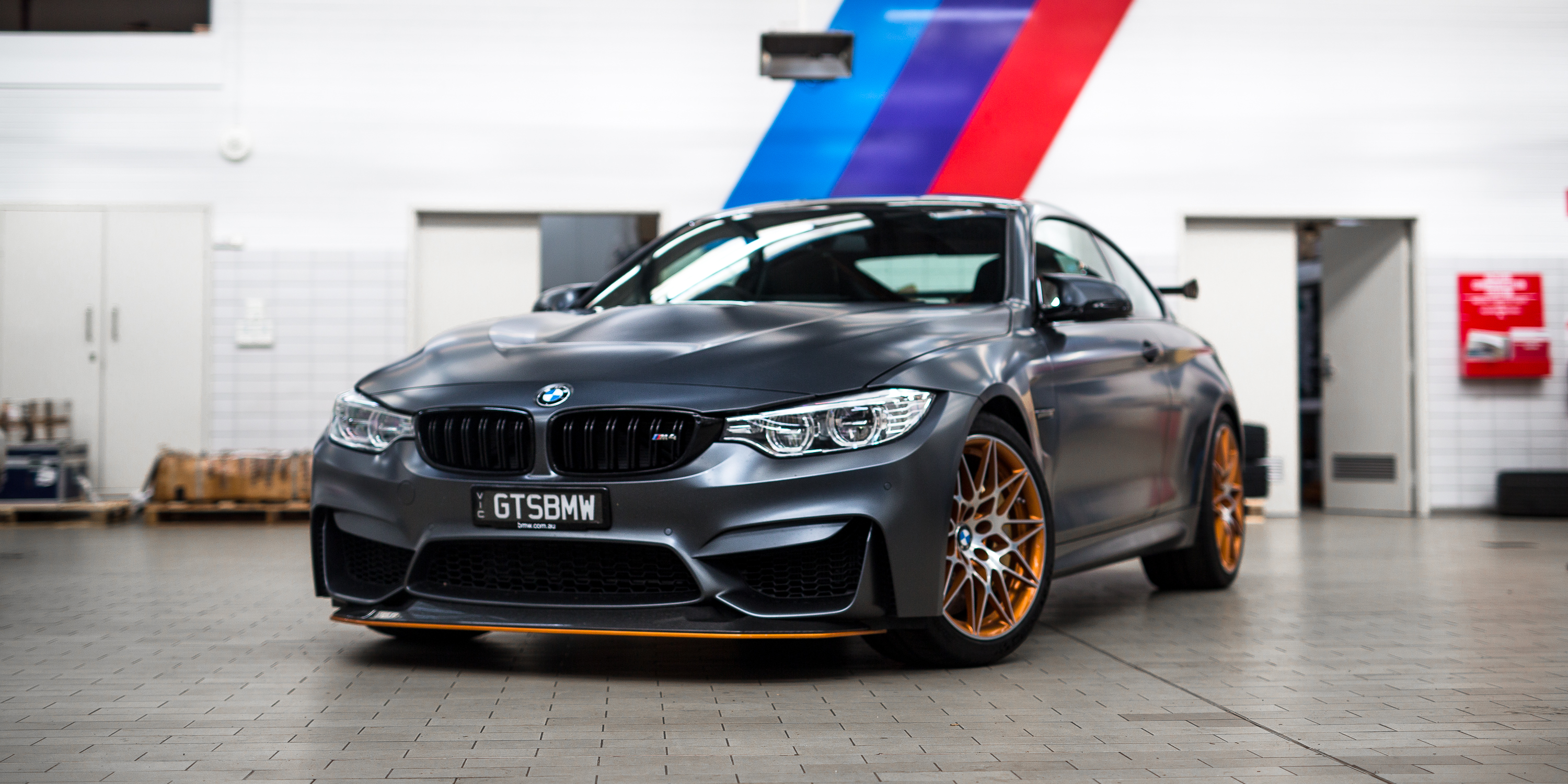 Какое топливо заливать в bmw m4