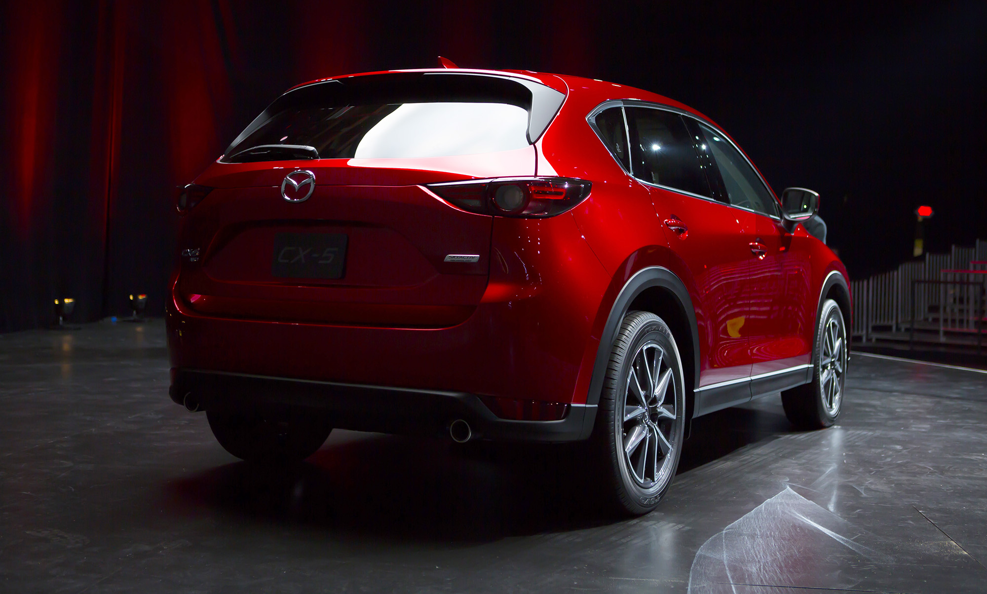 2017 Mazda CX-5 unveiled in LA - Photos (1 of 60)