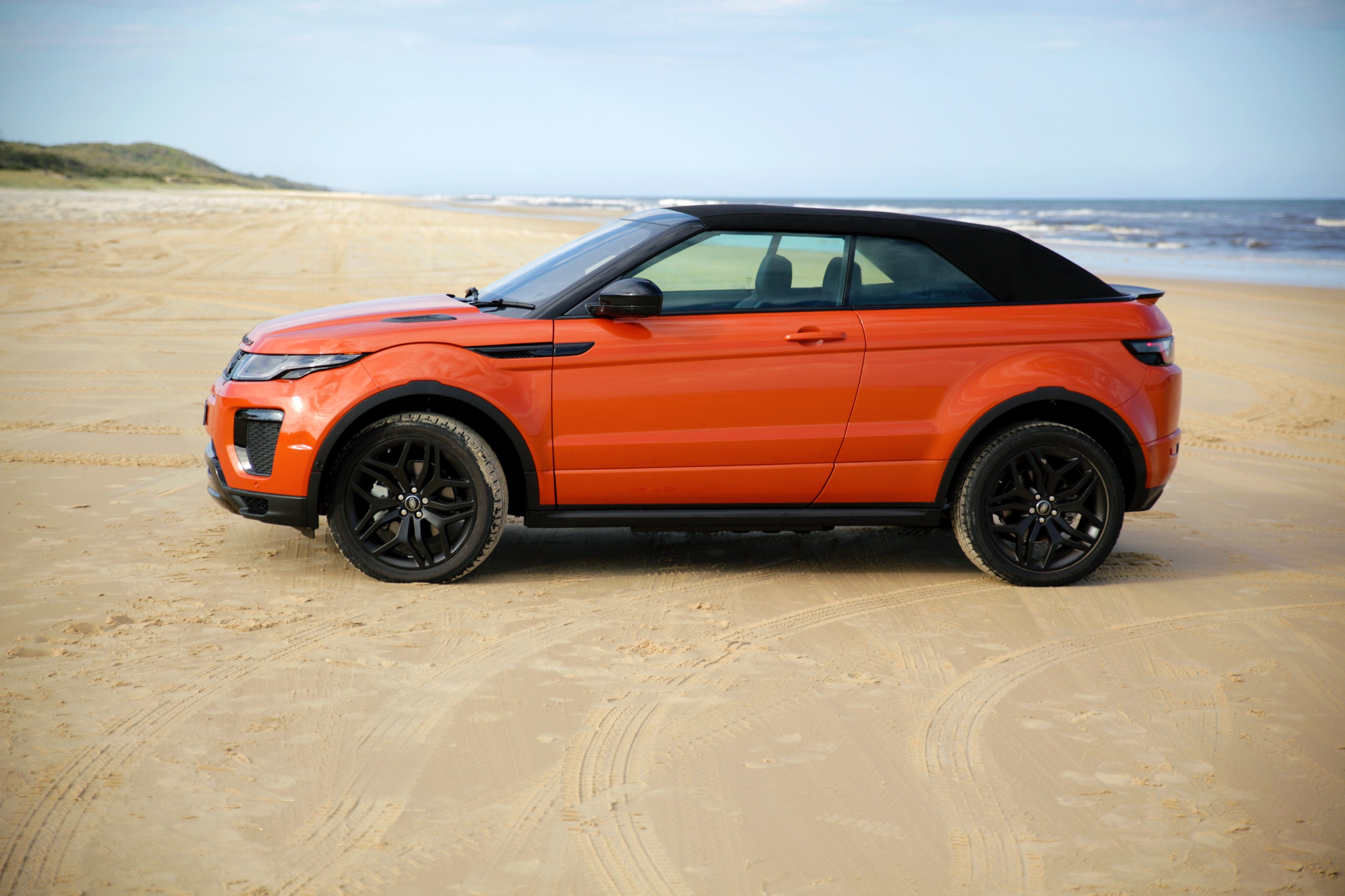 Range Rover Sport оранжевый