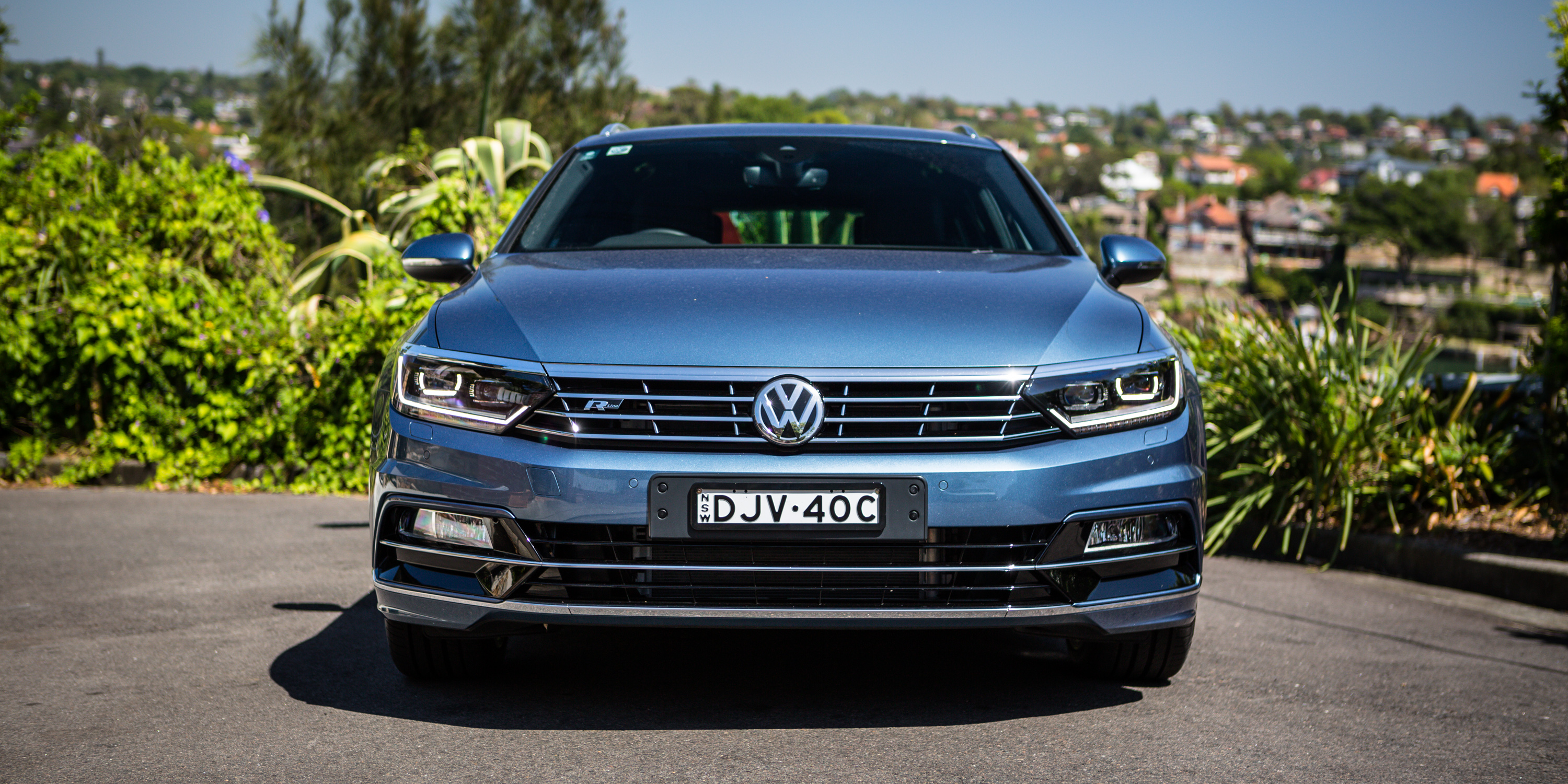 Volkswagen passat 330 tsi luxury. Фольксваген Пассат 2017. Фольксваген Пассат 206. Пассат б7 р лайн. Passat r line 2017.