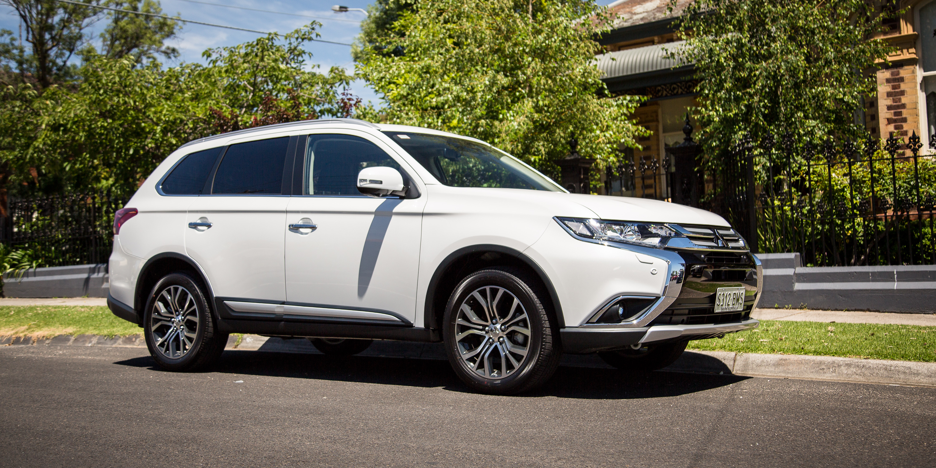 2017 mitsubishi outlander exceed 41