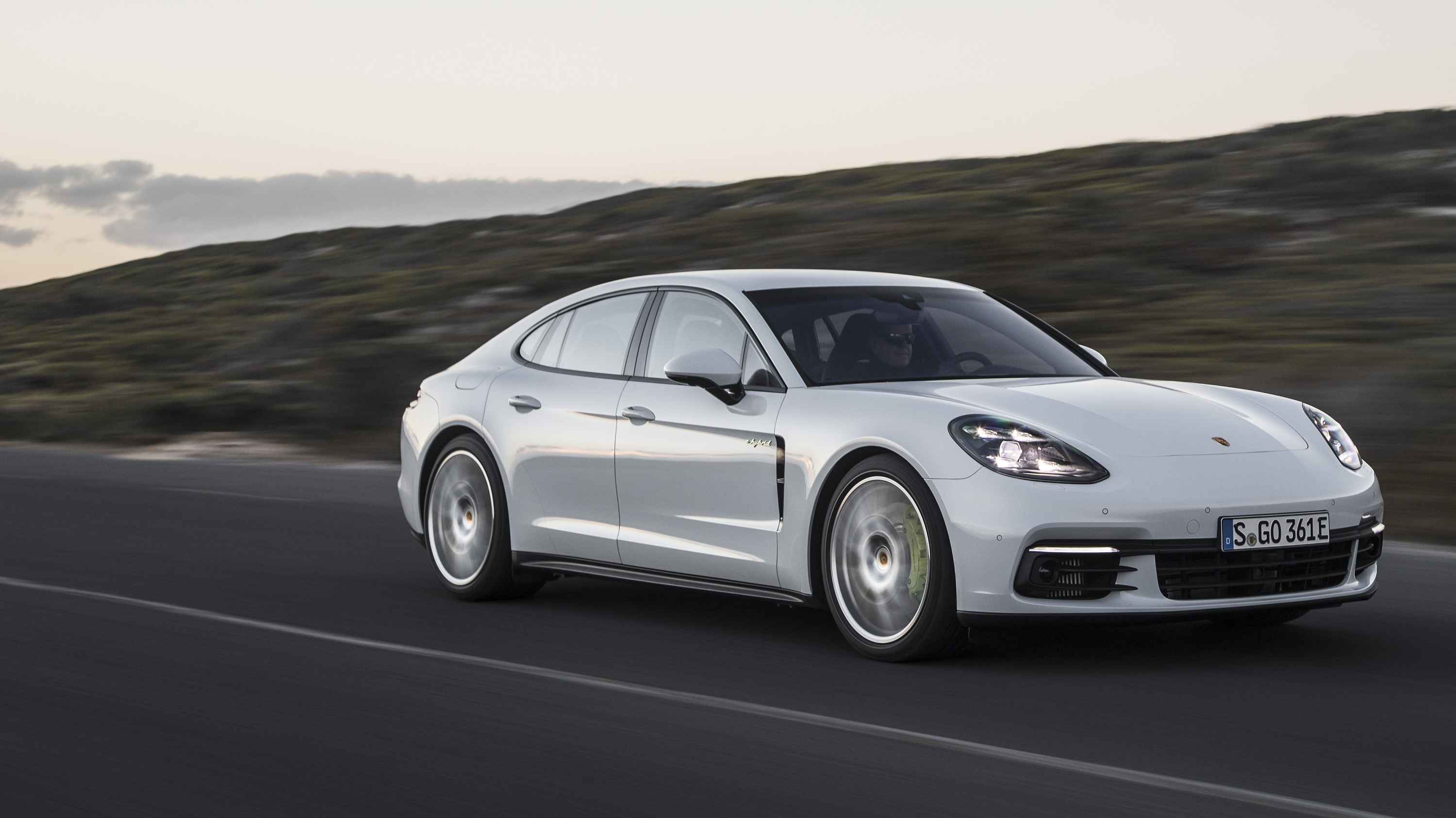 2017 Porsche Panamera 4 E-Hybrid review - photos | CarAdvice