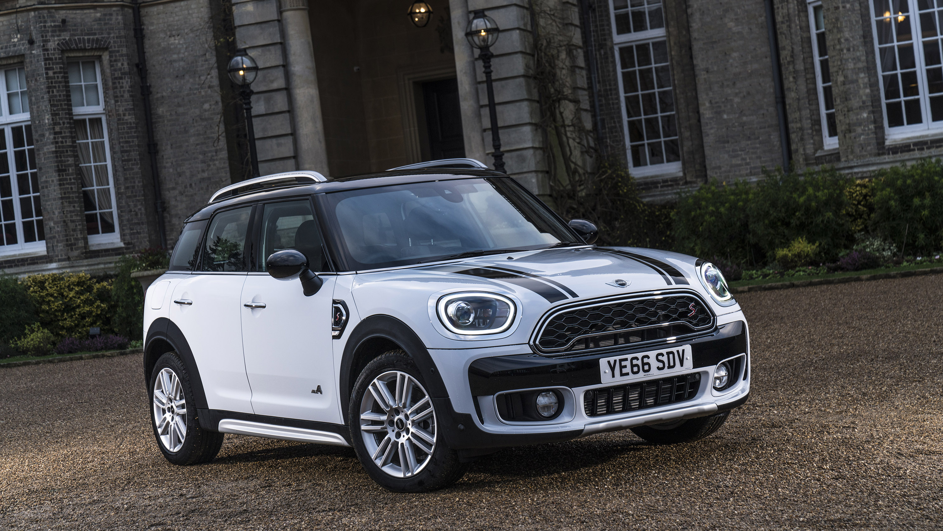 2017 Mini Countryman Review 19