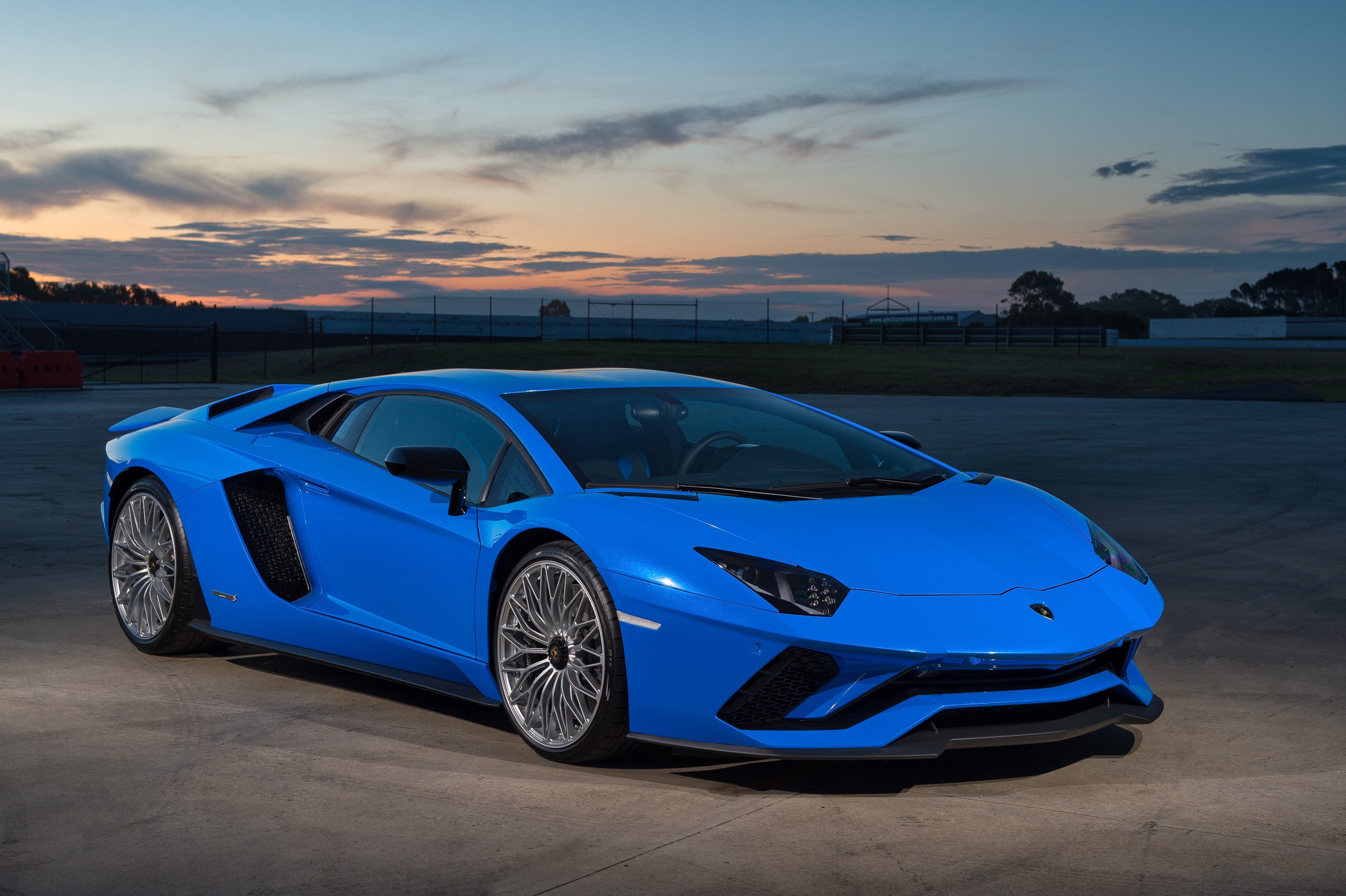 2017 Lamborghini Aventador S