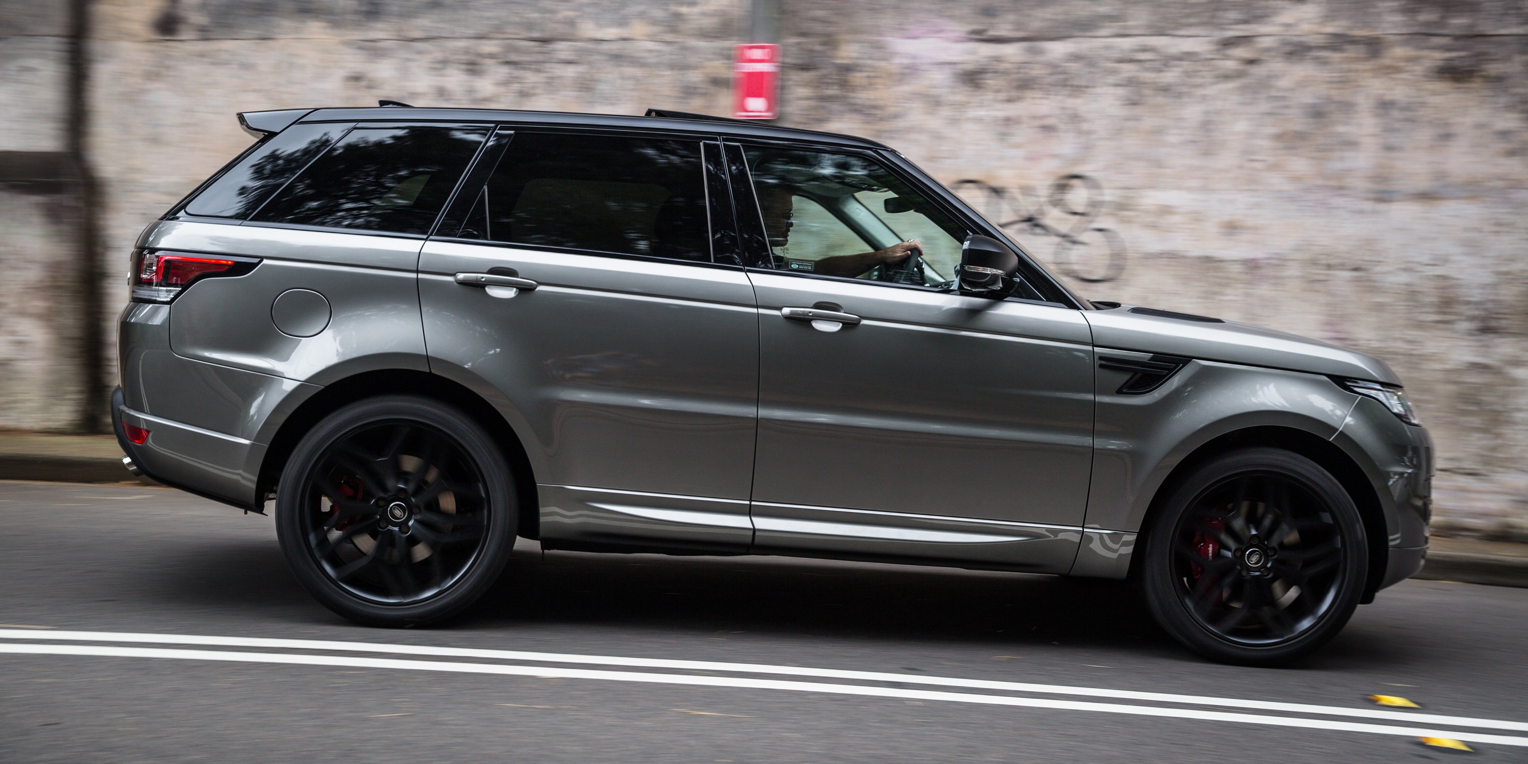 2017 Range Rover Sport SDV8 HSE Dynamic review - photos ...