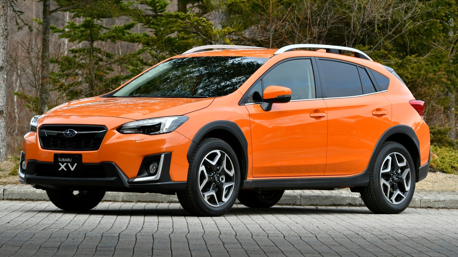 Subaru xv объем багажника