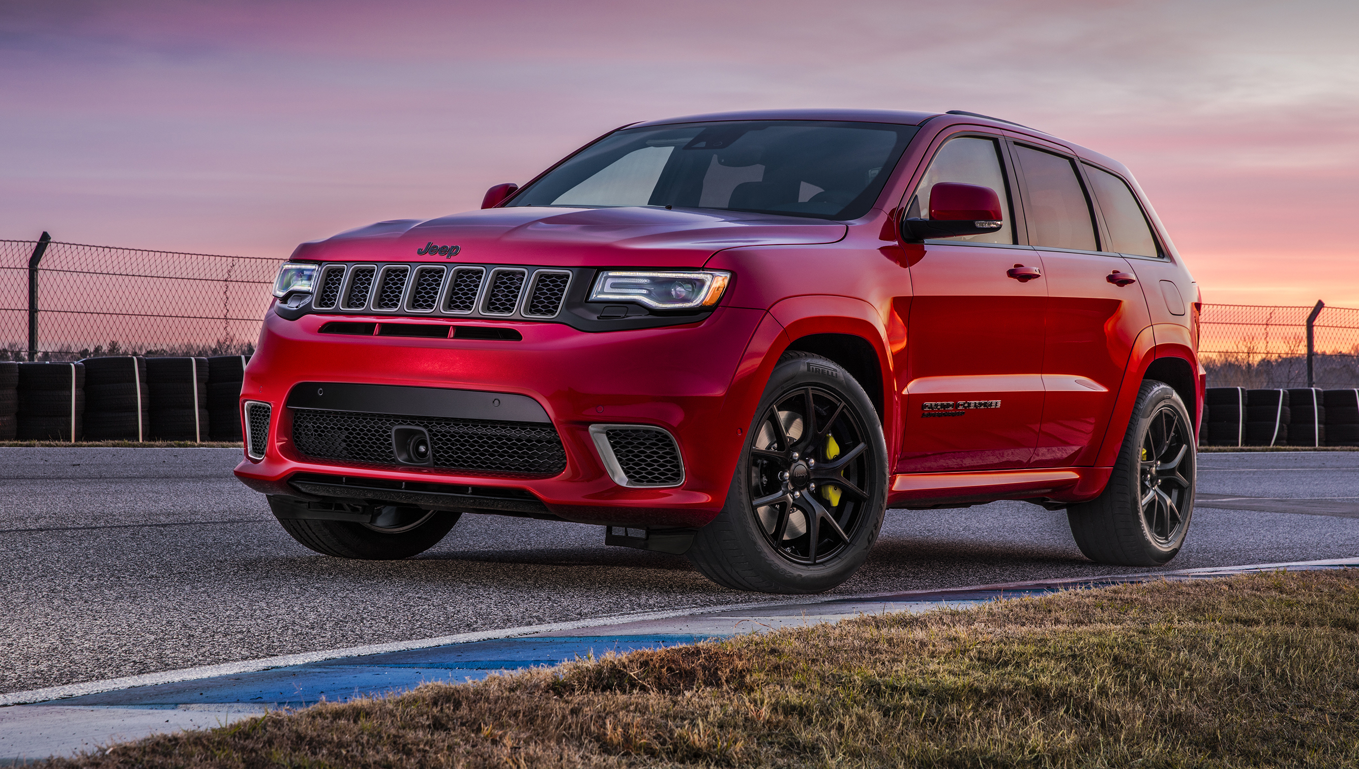 2018 jeep grand cherokee trackhawk fuel tank capacity