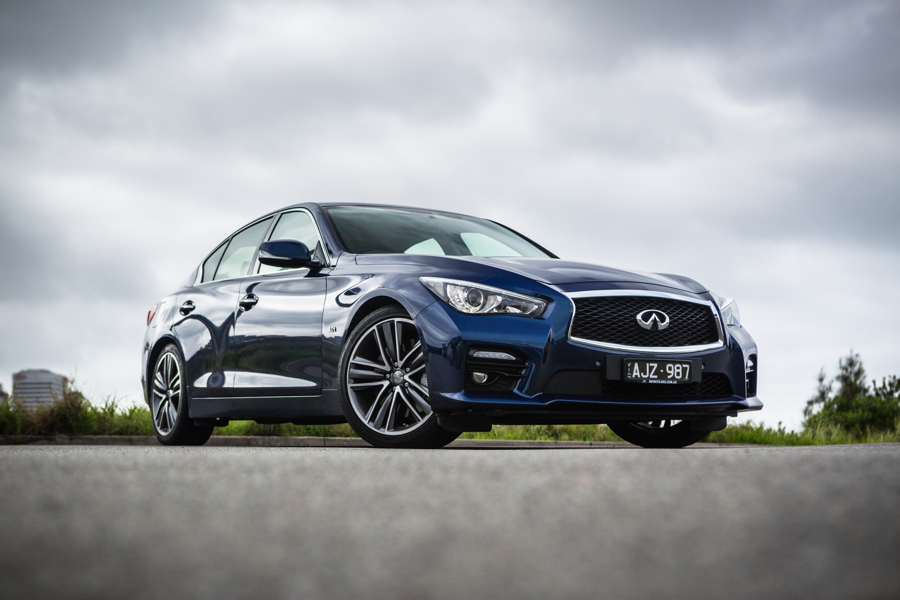 Infinity-Q50-red-Sport-12.jpg