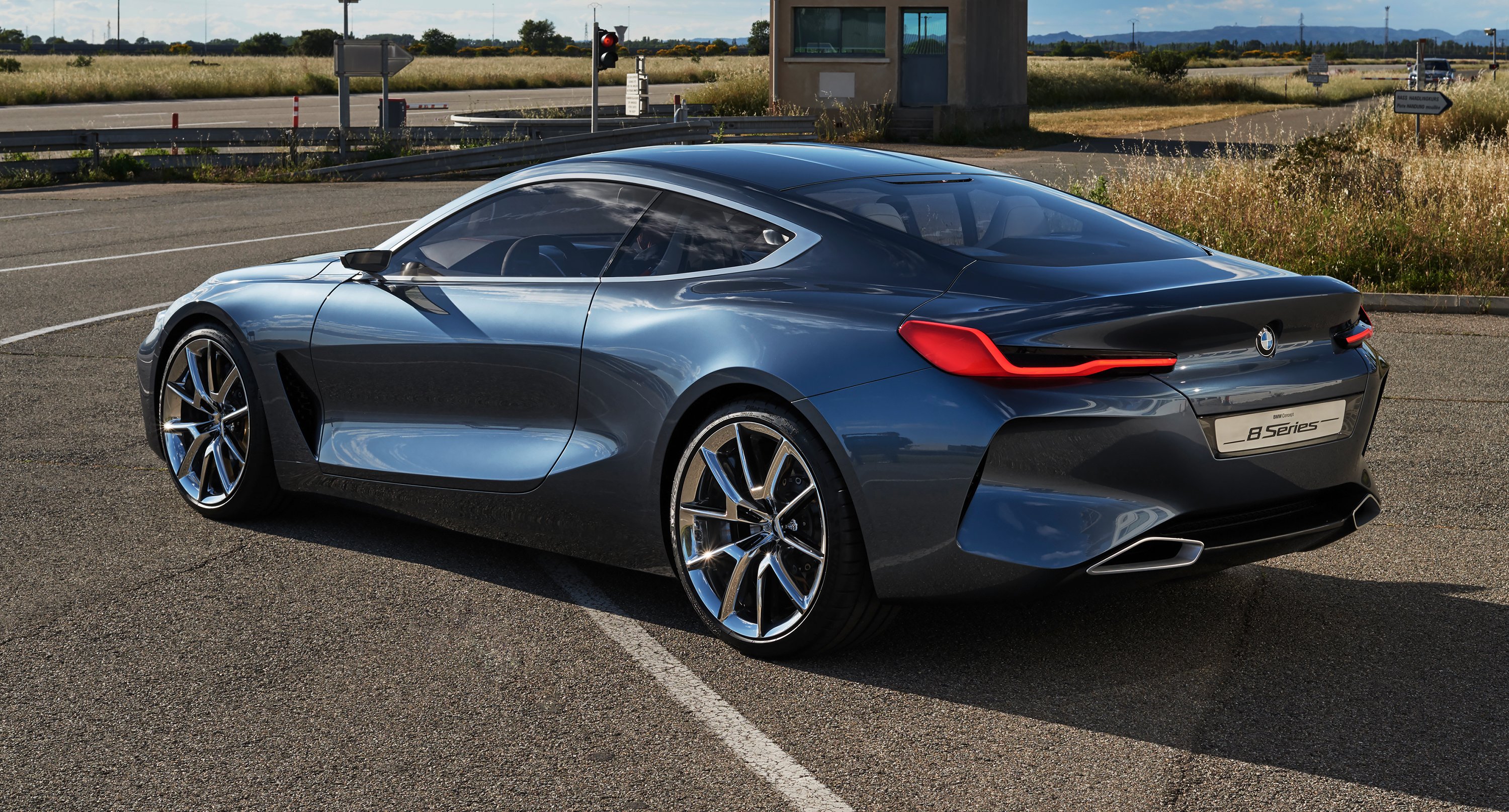 2018_bmw_8 series_concept_8 series_06