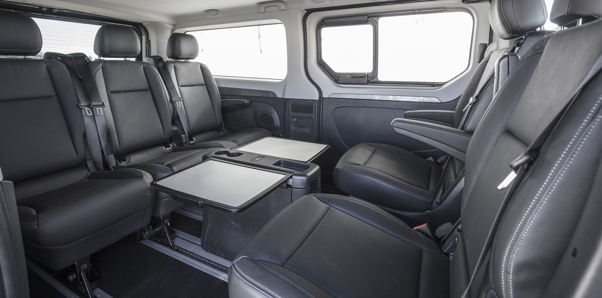 Renault Trafic SpaceClass: Luxury people mover launched in Cannes - UPDATE - photos ...2000 x 992