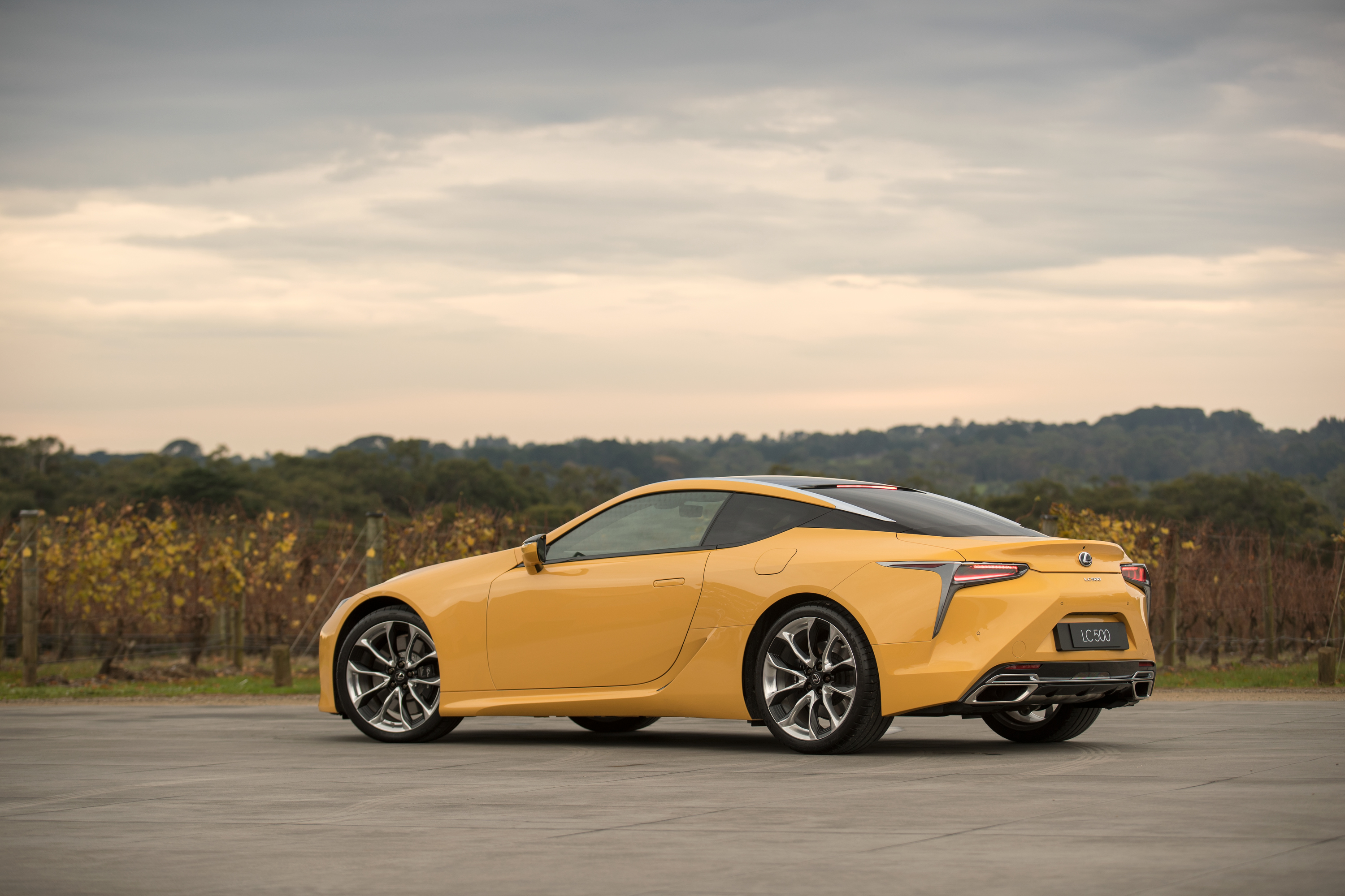 Lexus lc 500 фото