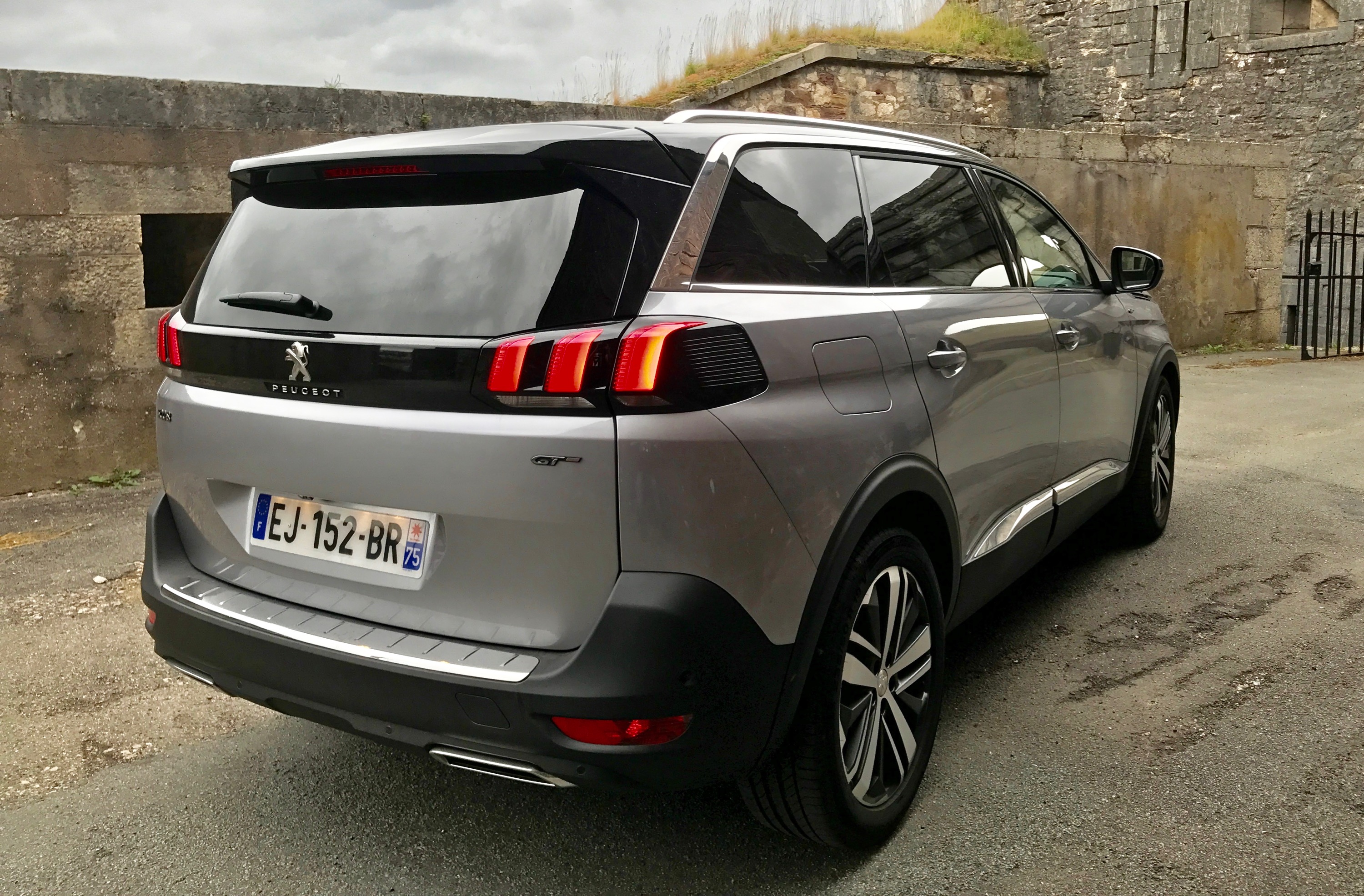 2018 Peugeot 5008 review - photos | CarAdvice