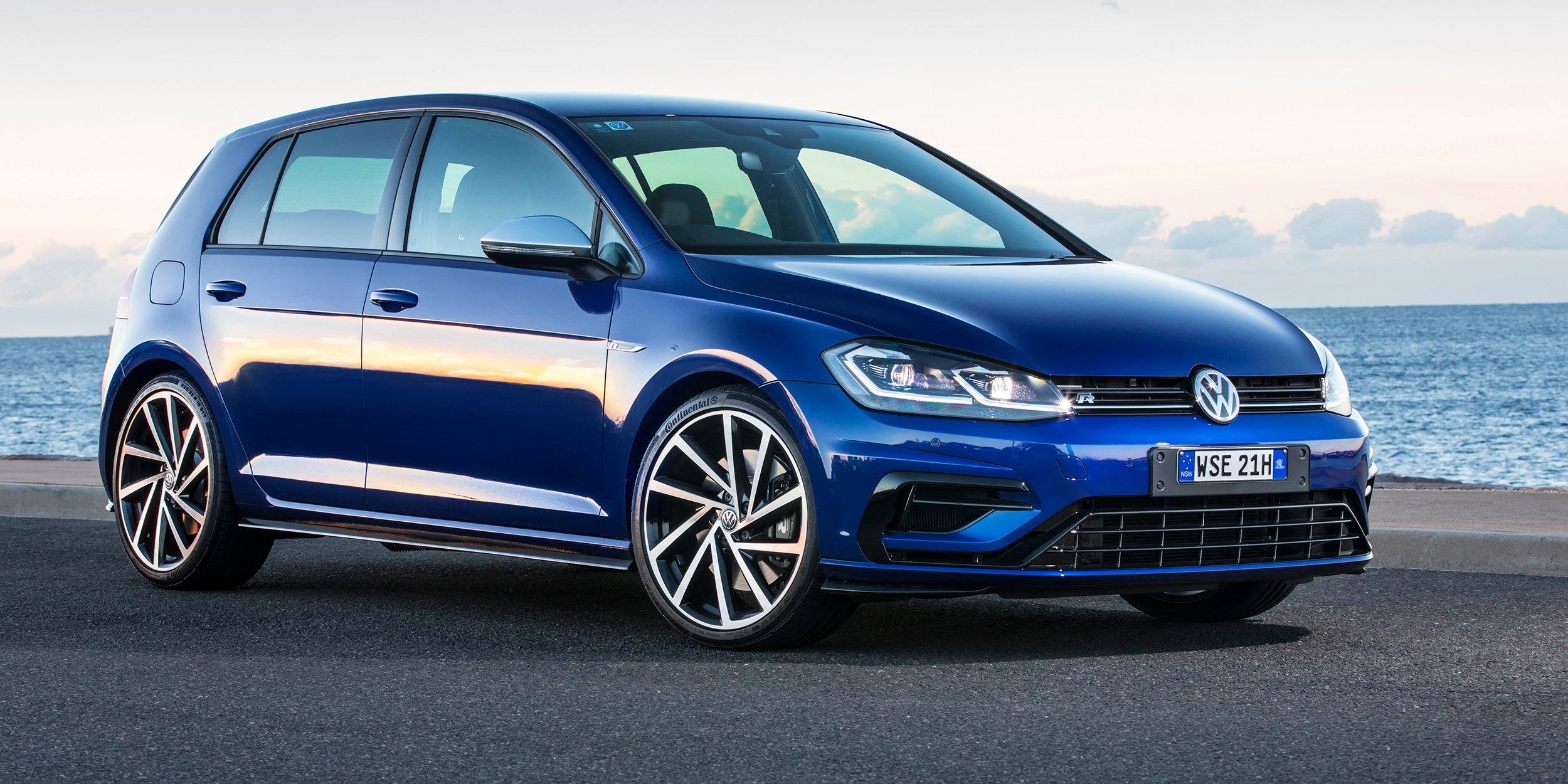 2017 Volkswagen Golf R review | CarAdvice