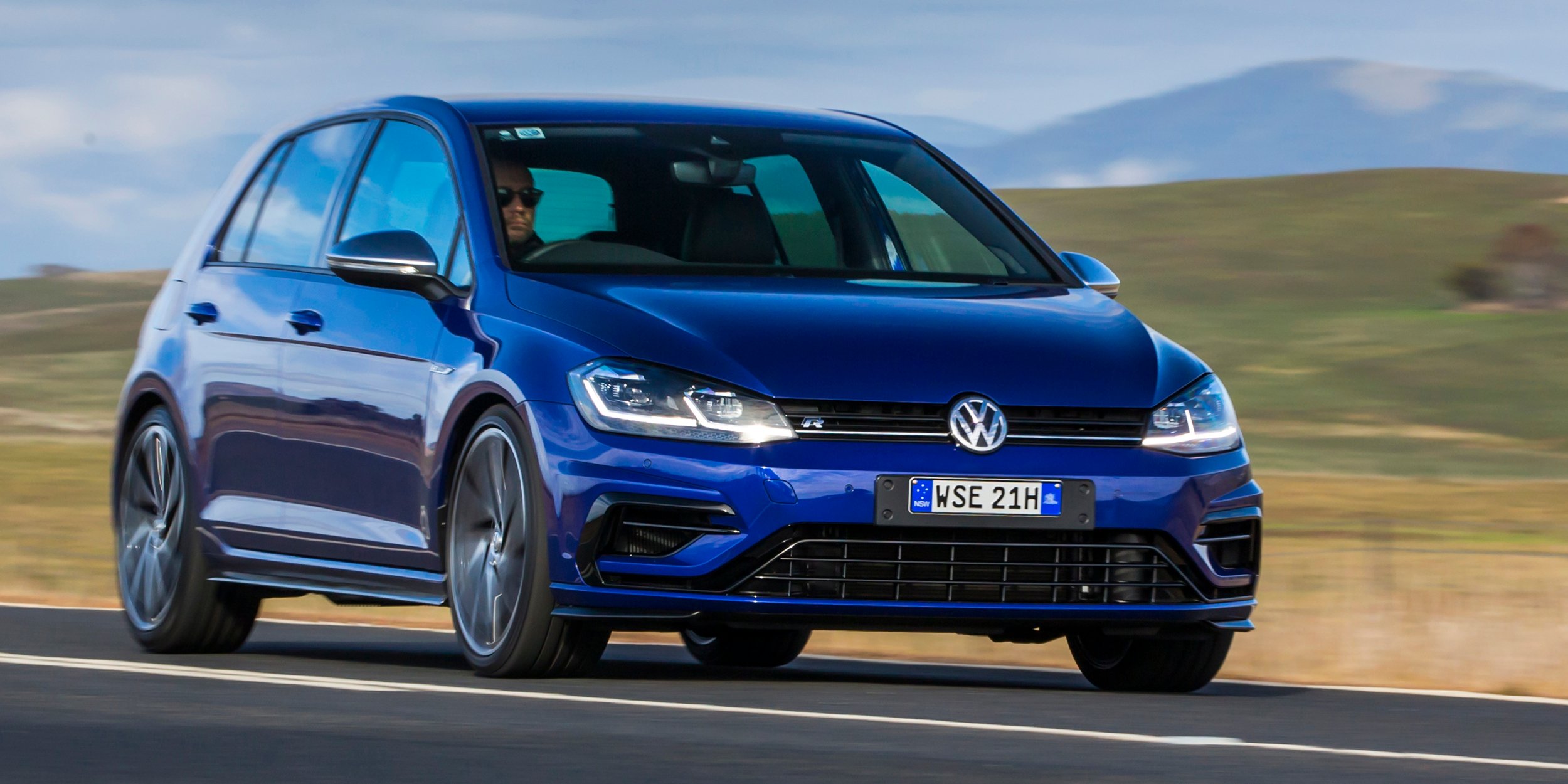 2017 Volkswagen Golf R review | CarAdvice