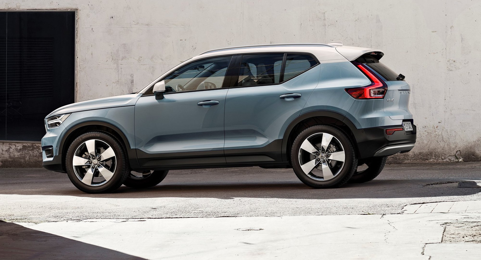 2018 Volvo XC40 revealed