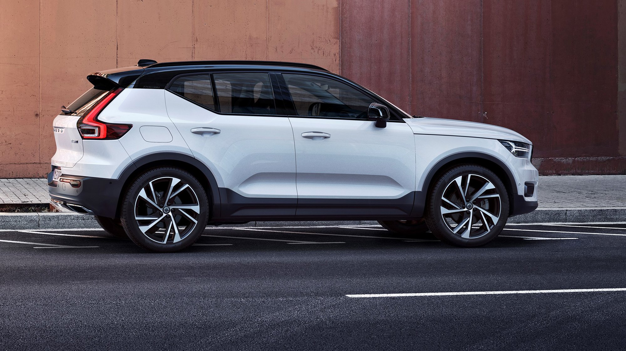 2018 Volvo XC40 revealed photos CarAdvice