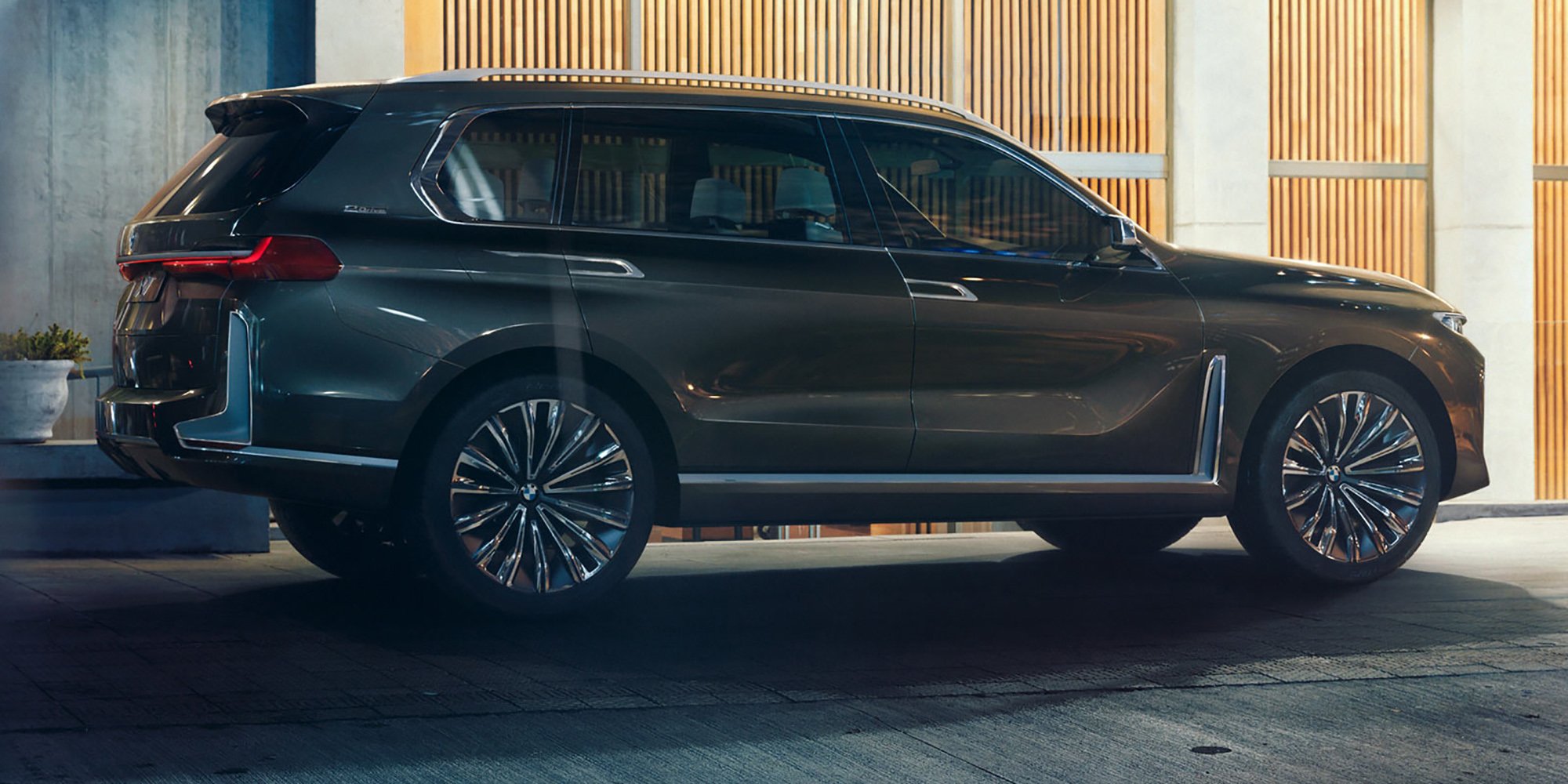 BMW Concept X7 leake