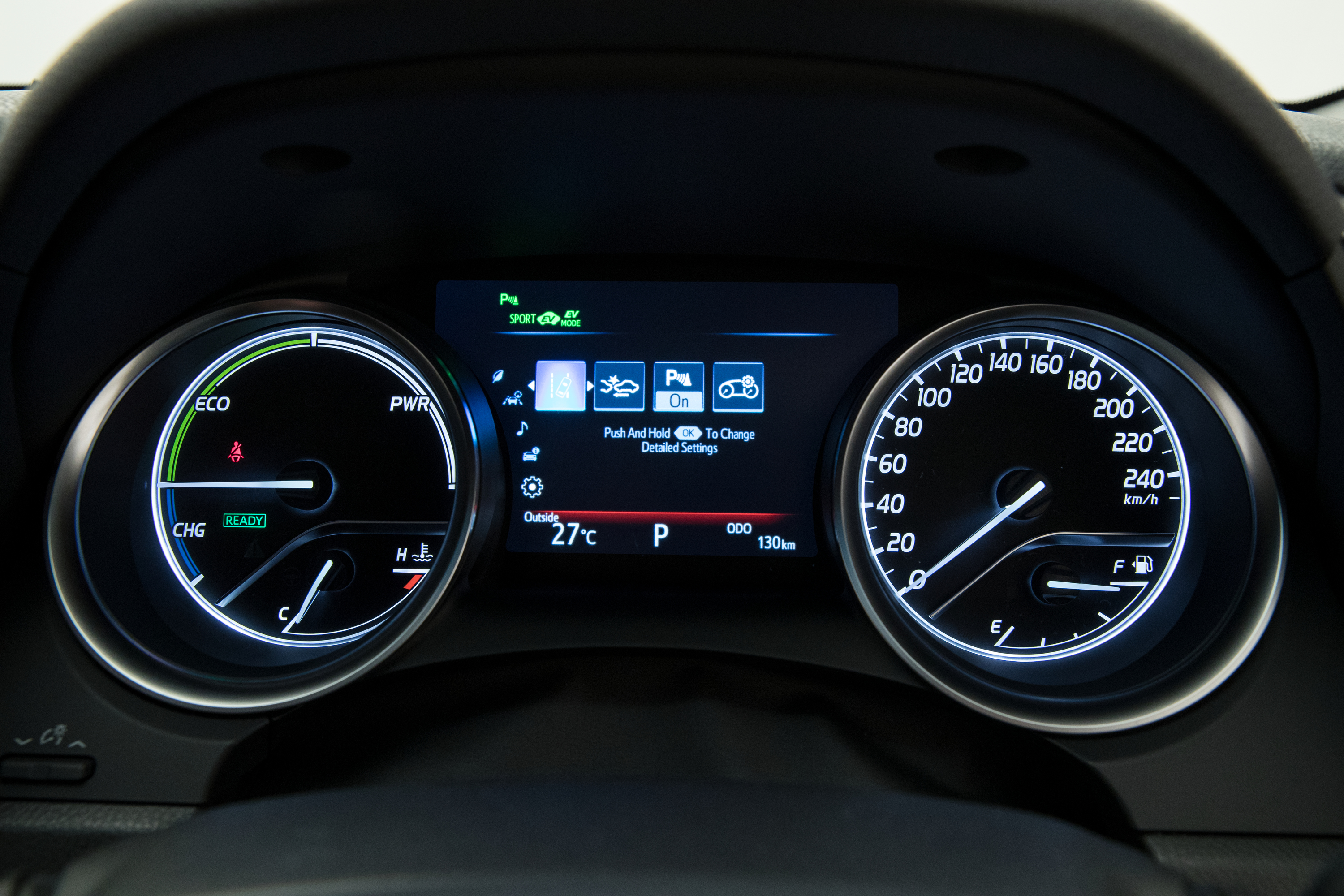2018 Toyota Camry pricing and specs - Photos