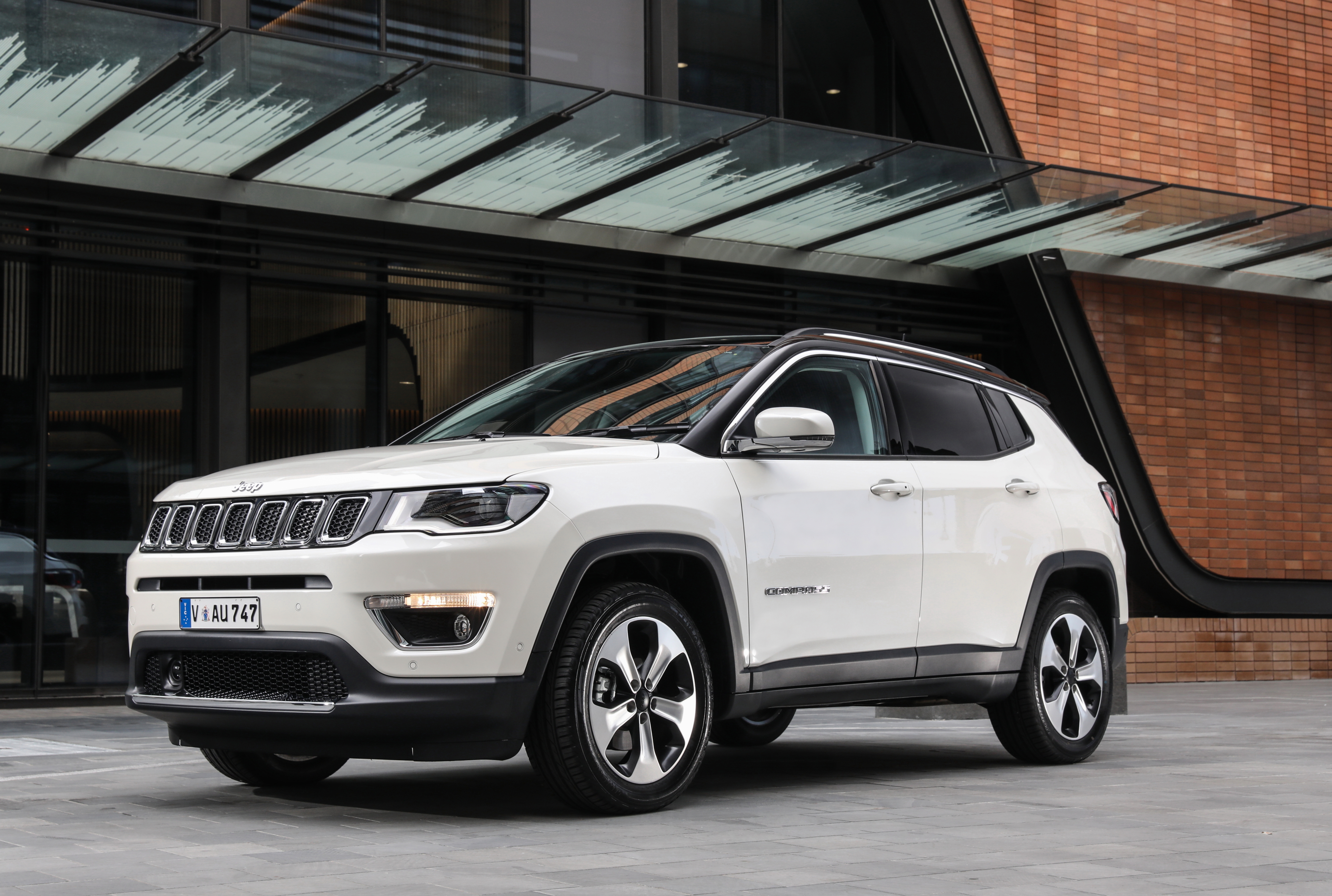 2018 Jeep Compass pricing and specs Photos