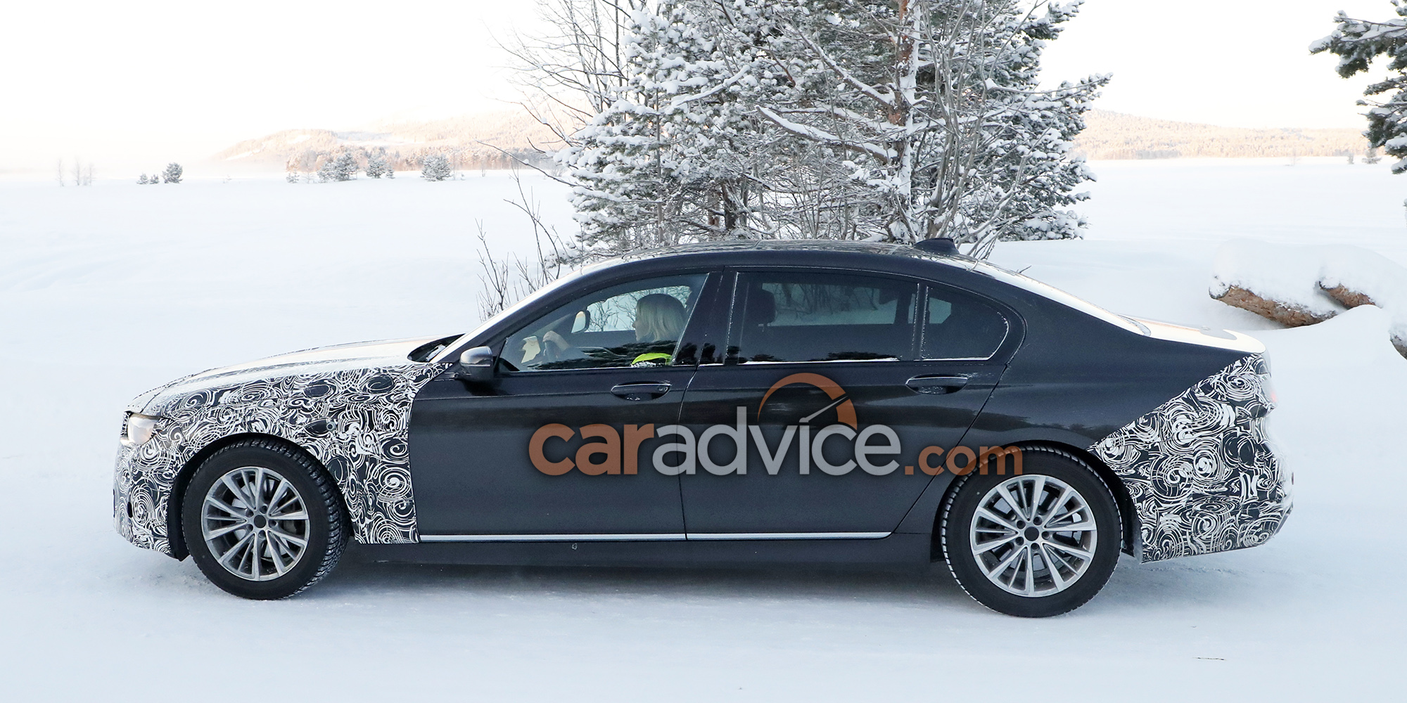 2019 BMW 7 Series \u002639;LCI\u002639; spied Photos 1 of 13 2019 BMW 7 Series \u002639;LCI\u002639; spied Photos 1 of 13