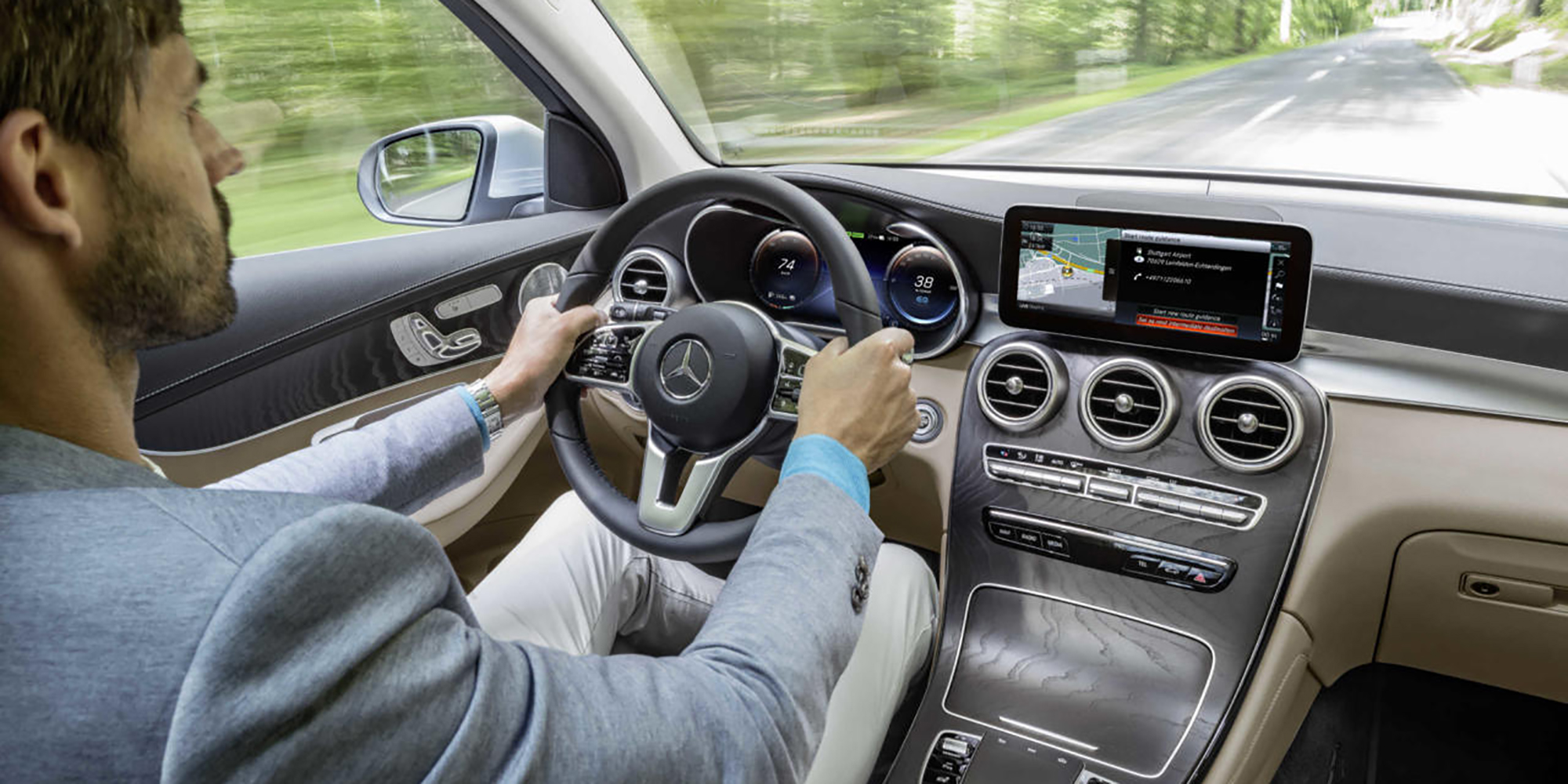 2019 Mercedes-Benz GLC interior spied - UPDATE - Photos