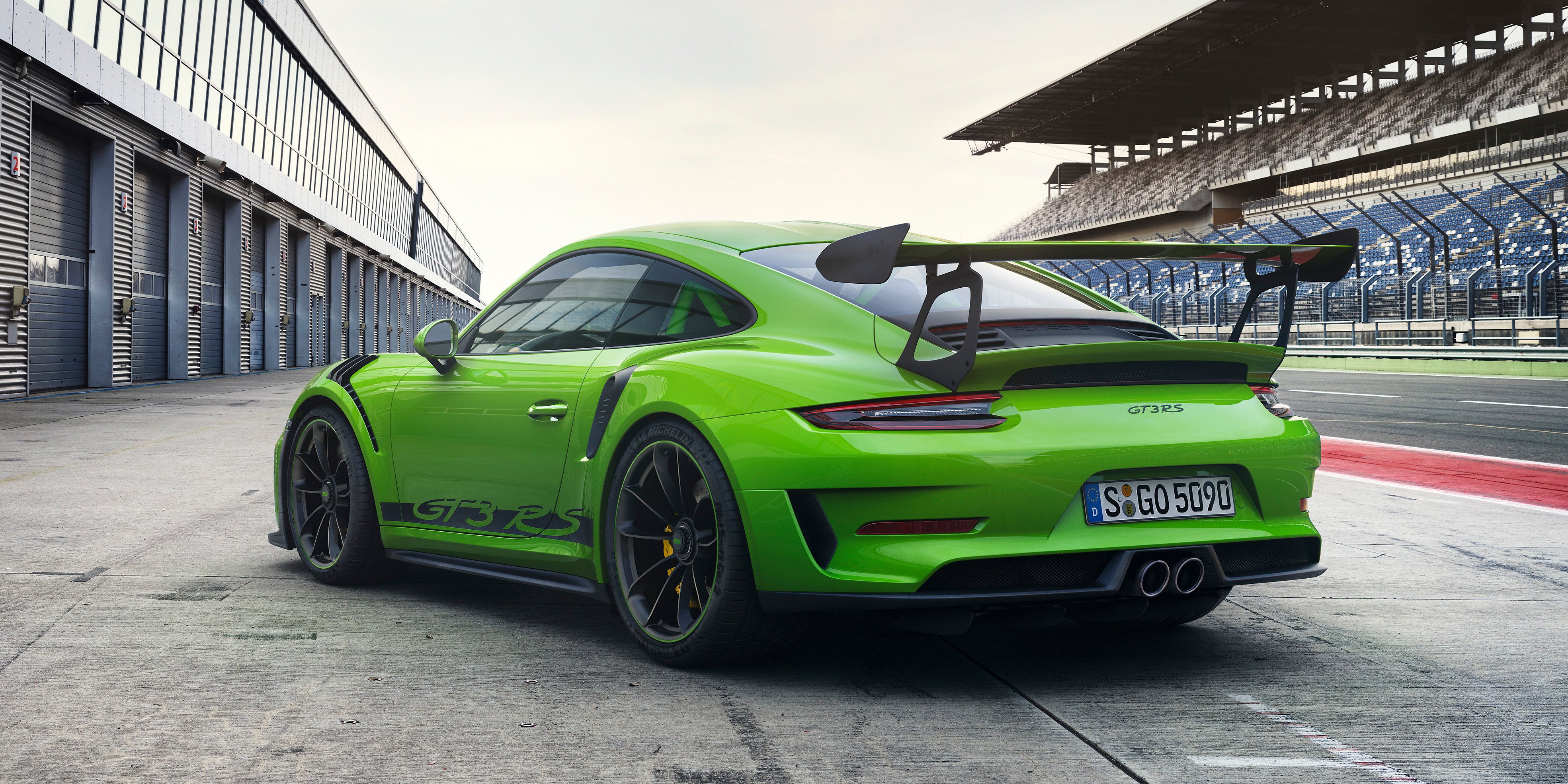 2018 Porsche 911 GT3 RS unveiled, priced from 416,500